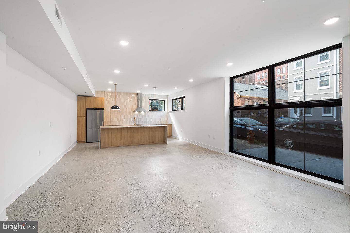 1772 N FRONT STREET 1