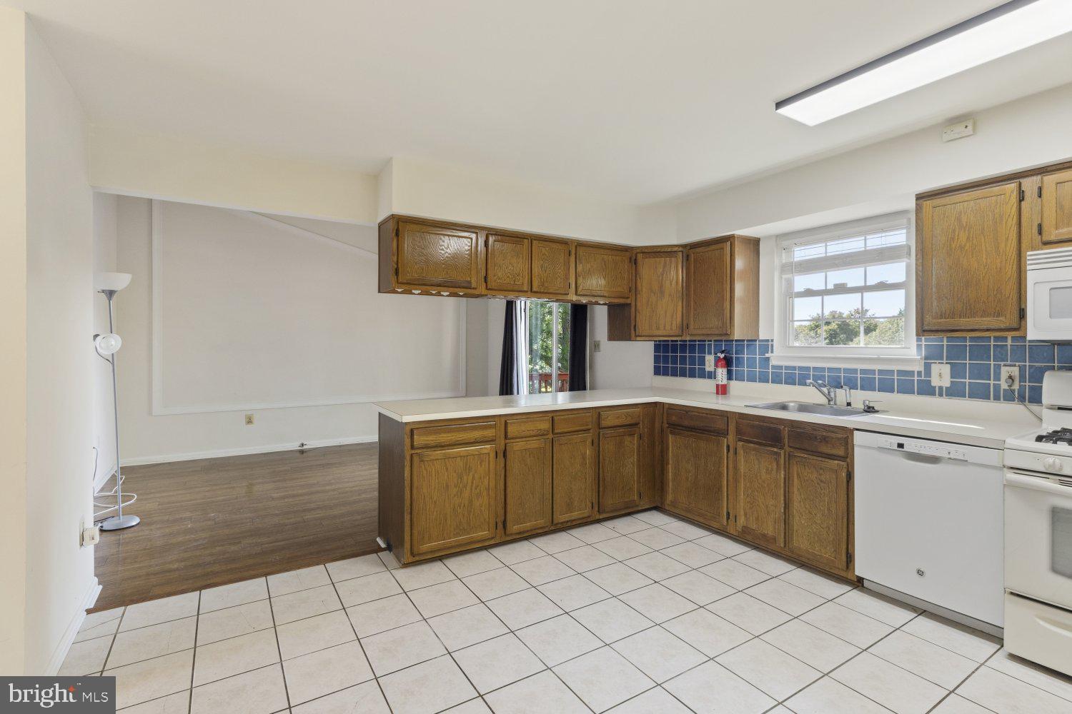 10701 MEYNELL COURT