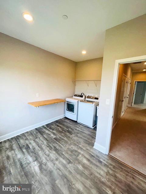 BOWLEYS QUARTERS - Residential Lease