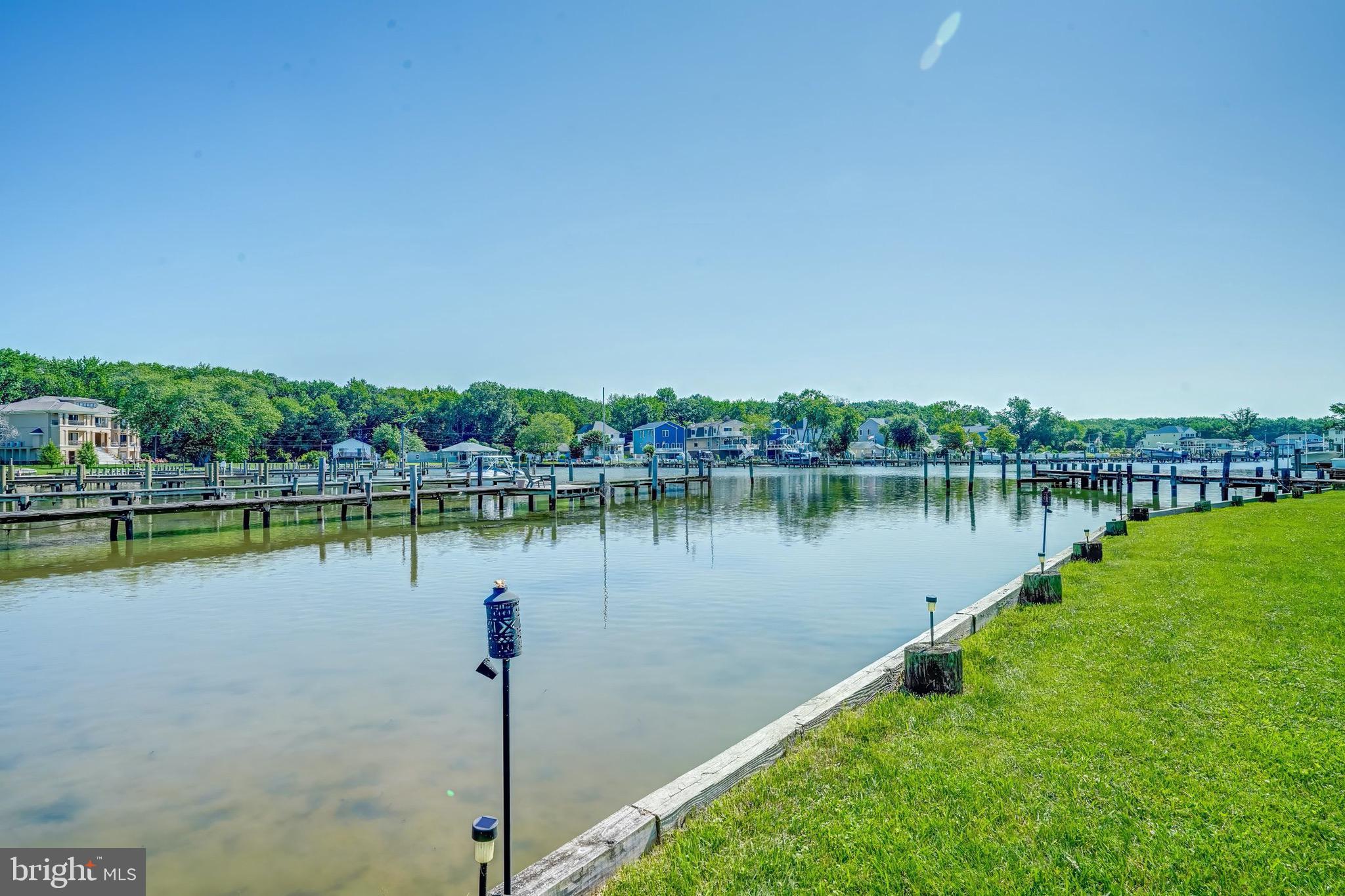 BOWLEYS QUARTERS - Residential Lease