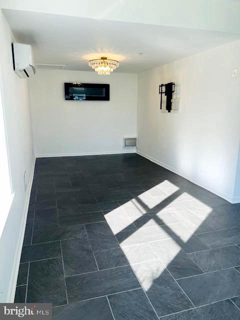 BOWLEYS QUARTERS - Residential Lease