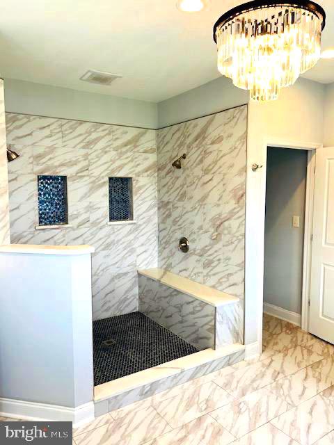 BOWLEYS QUARTERS - Residential Lease