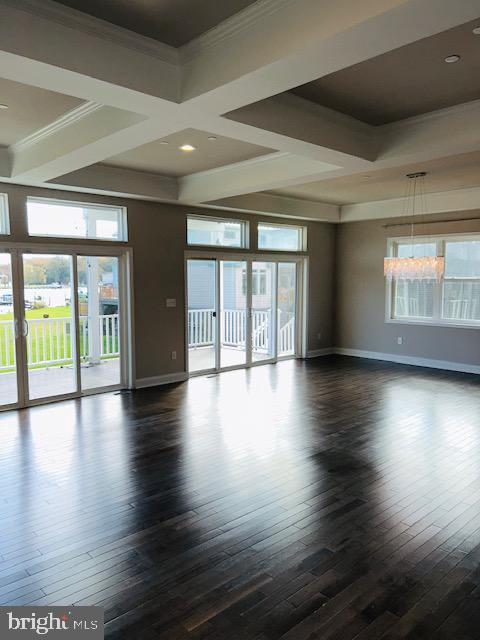 BOWLEYS QUARTERS - Residential Lease