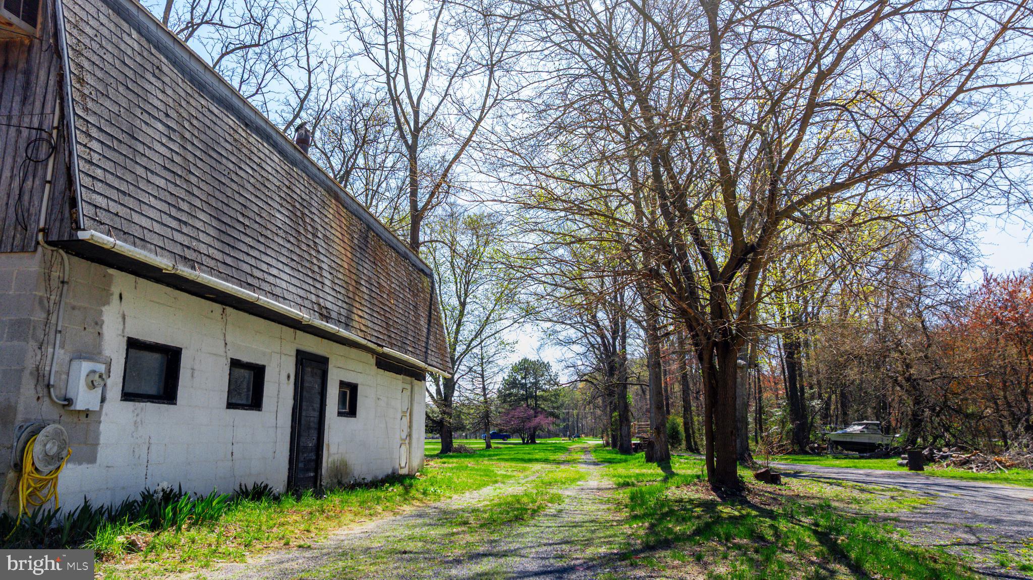 BOWLEYS QUARTERS - Residential