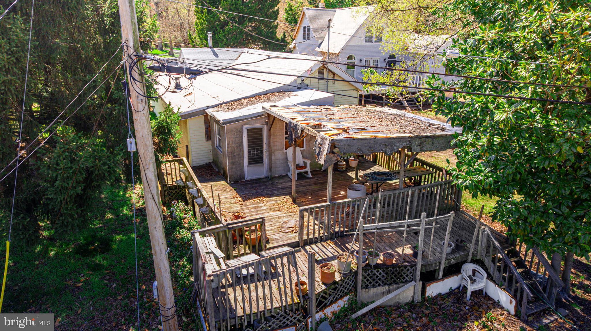 BOWLEYS QUARTERS - Residential