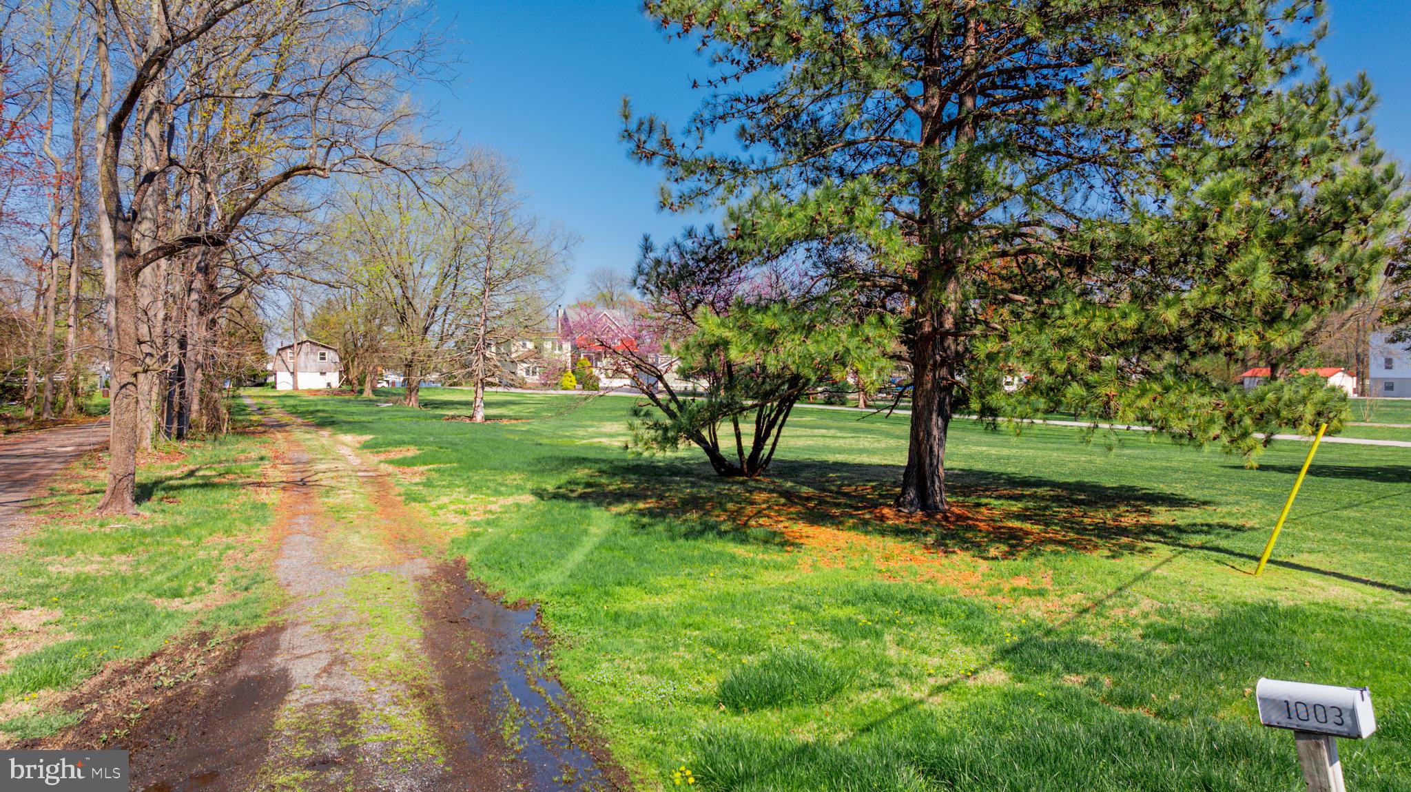 BOWLEYS QUARTERS - Residential