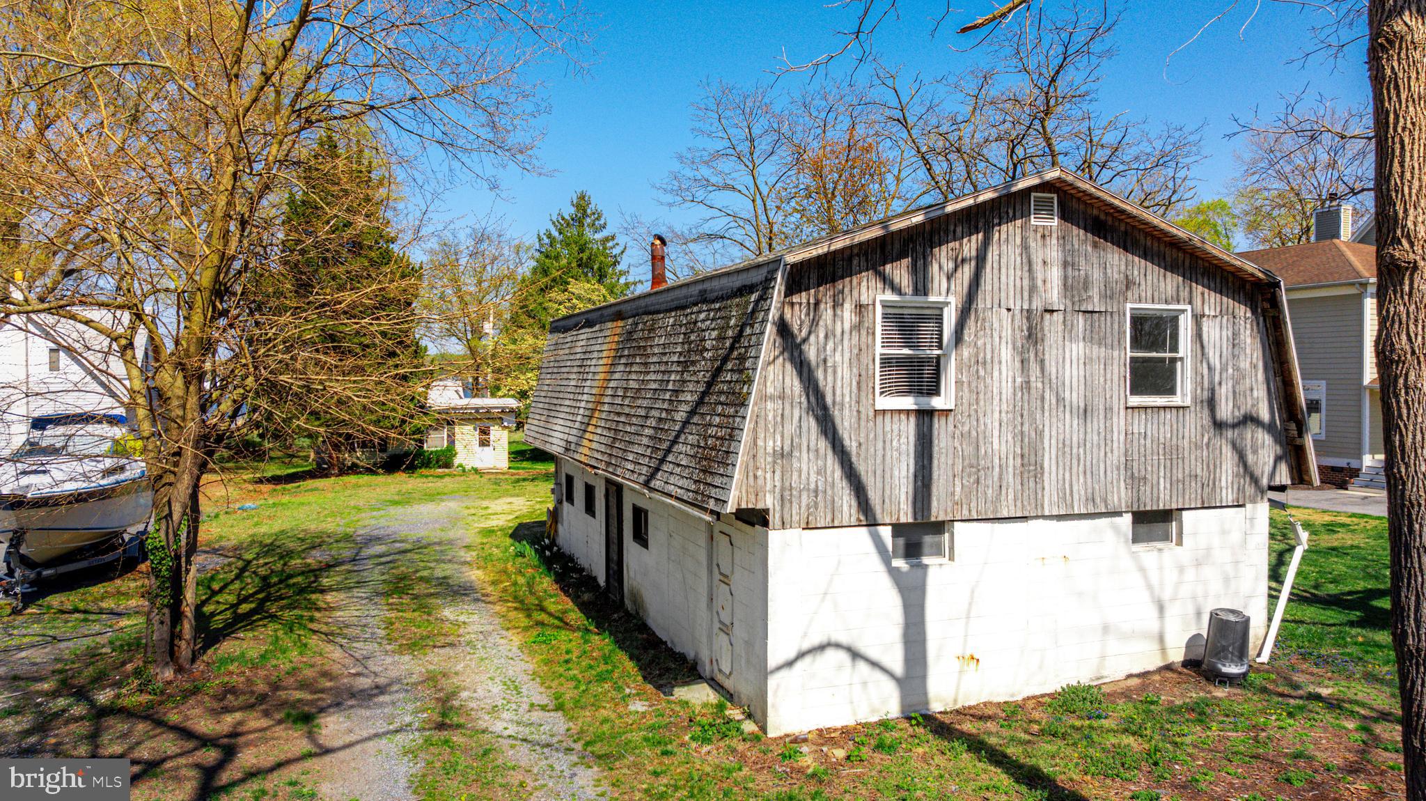BOWLEYS QUARTERS - Residential