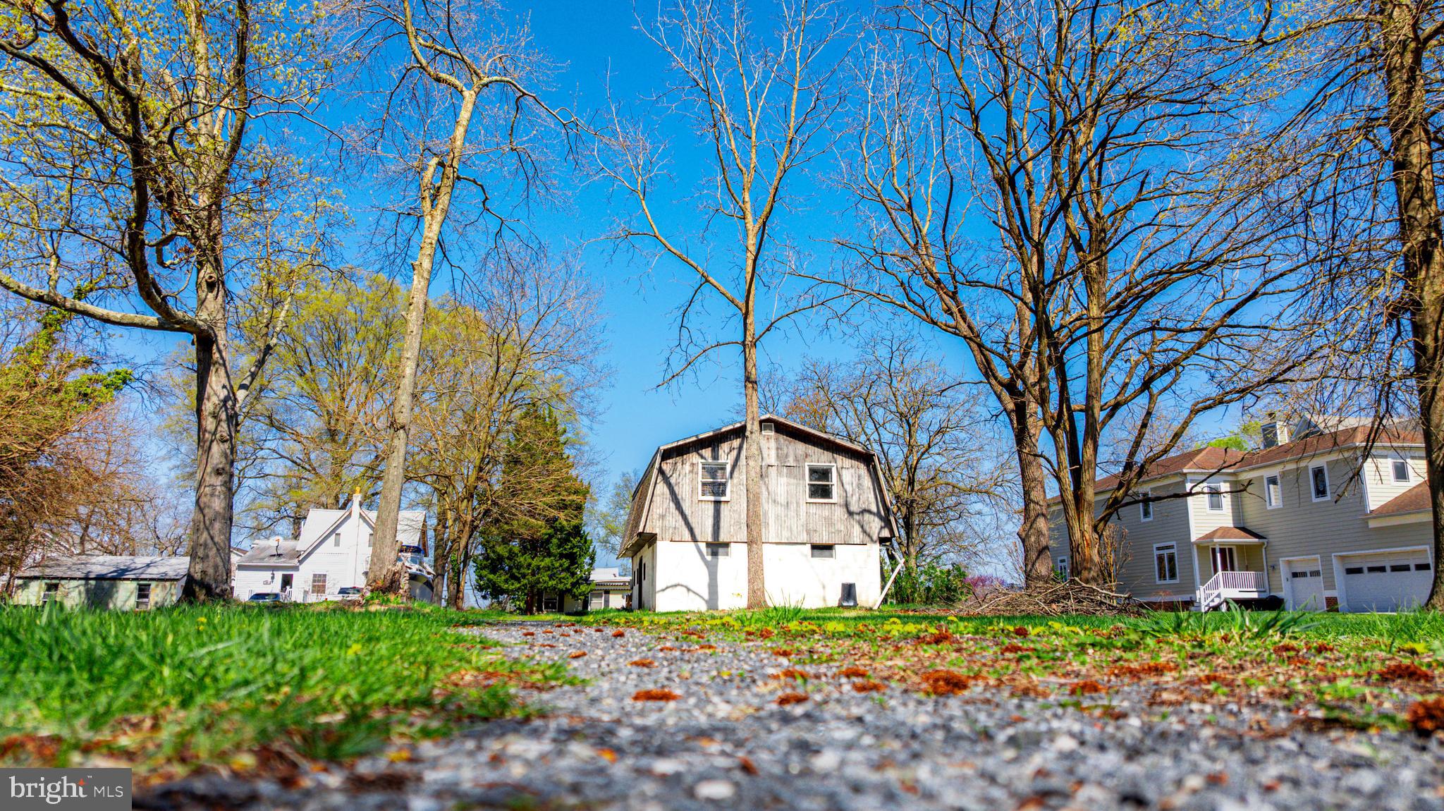 BOWLEYS QUARTERS - Residential