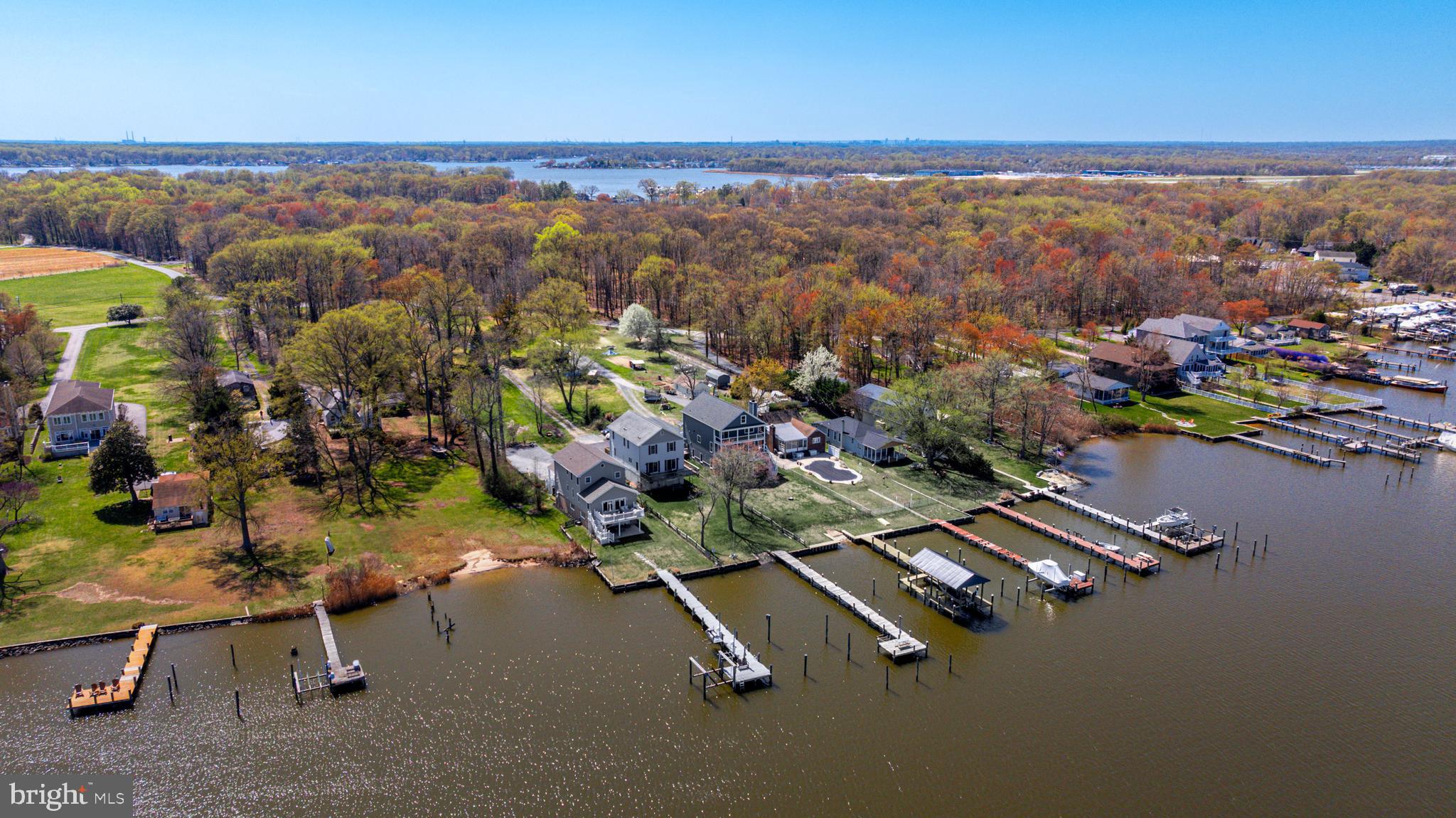 BOWLEYS QUARTERS - Residential