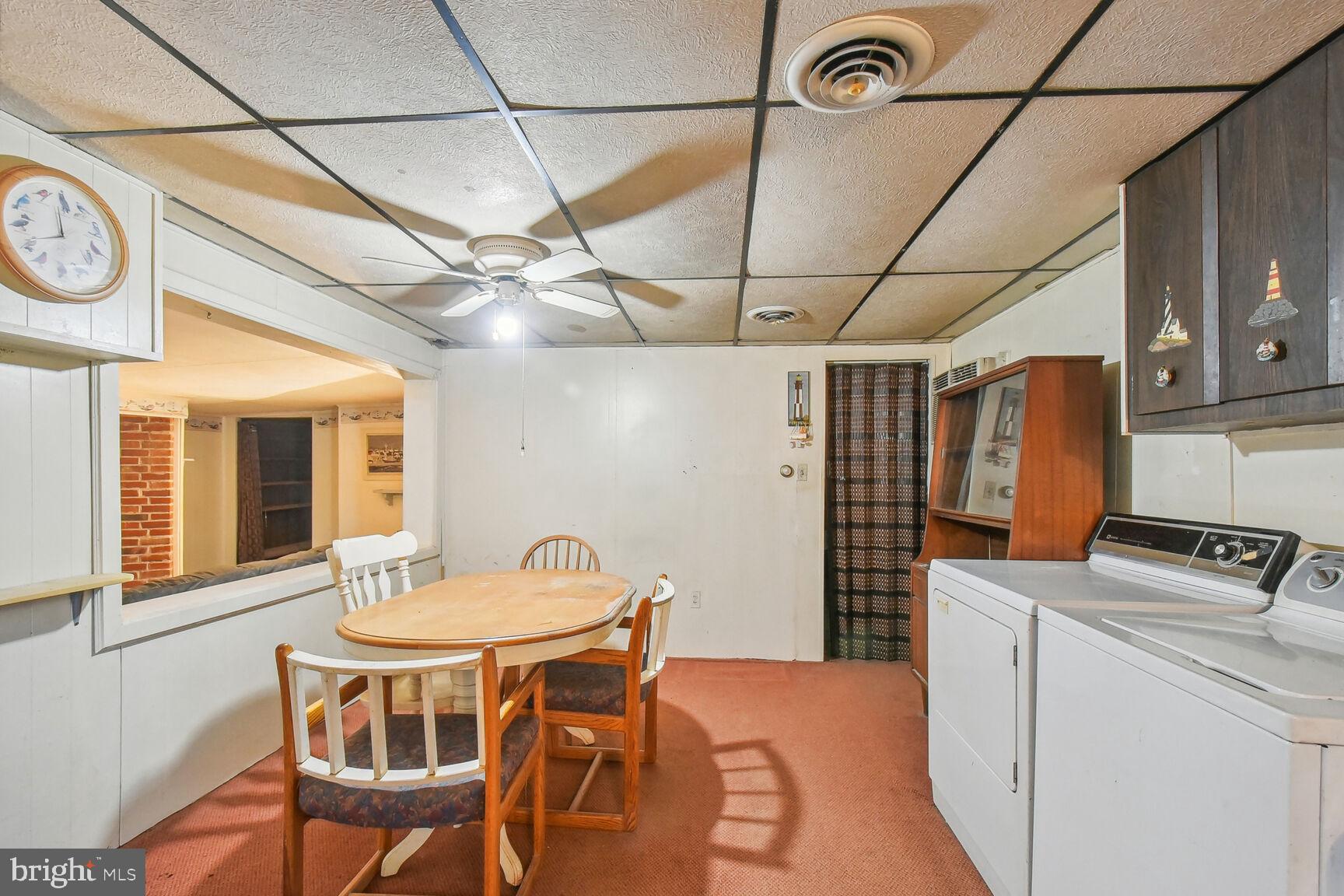 BOWLEYS QUARTERS - Residential