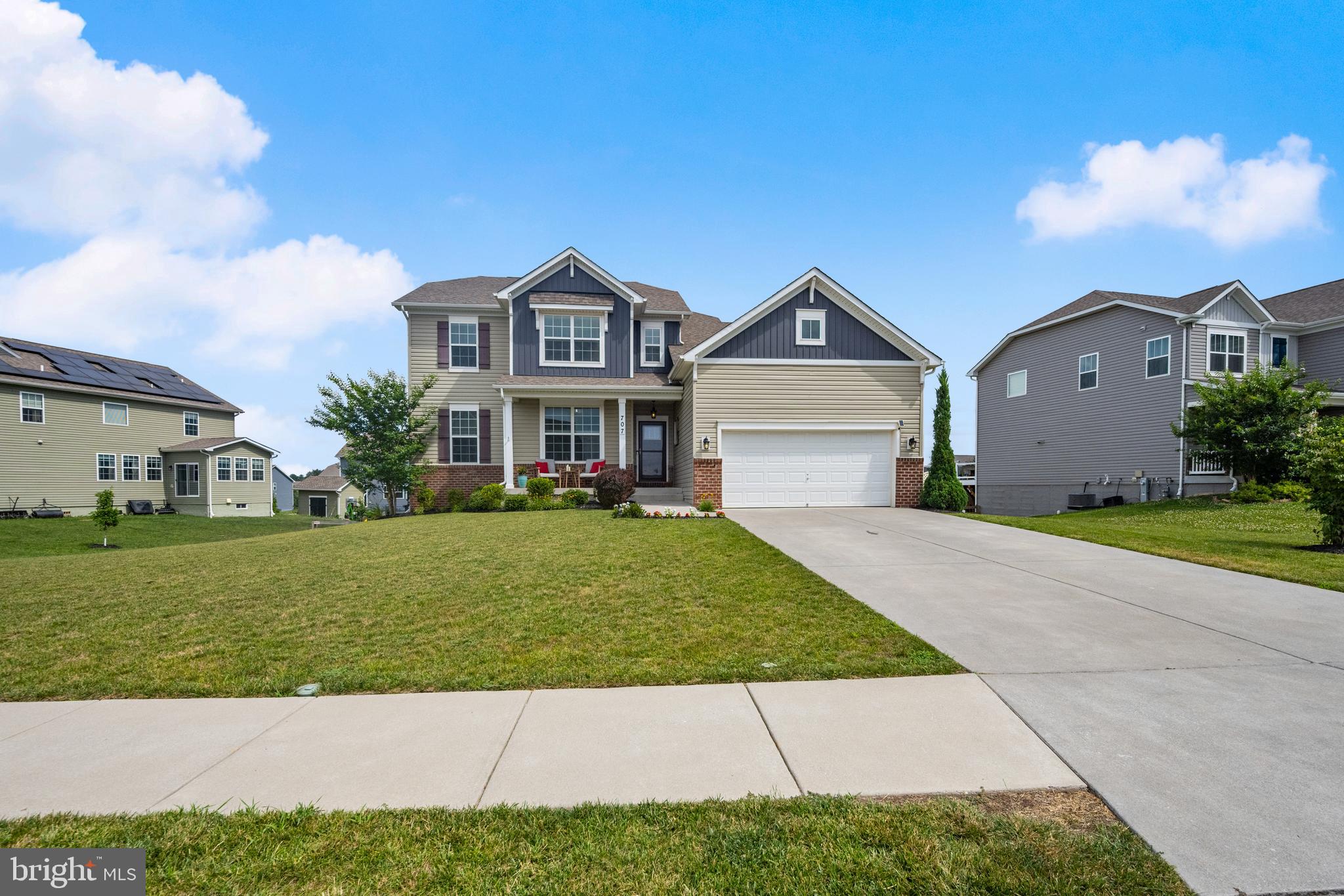 707 BLUE MOON LANE