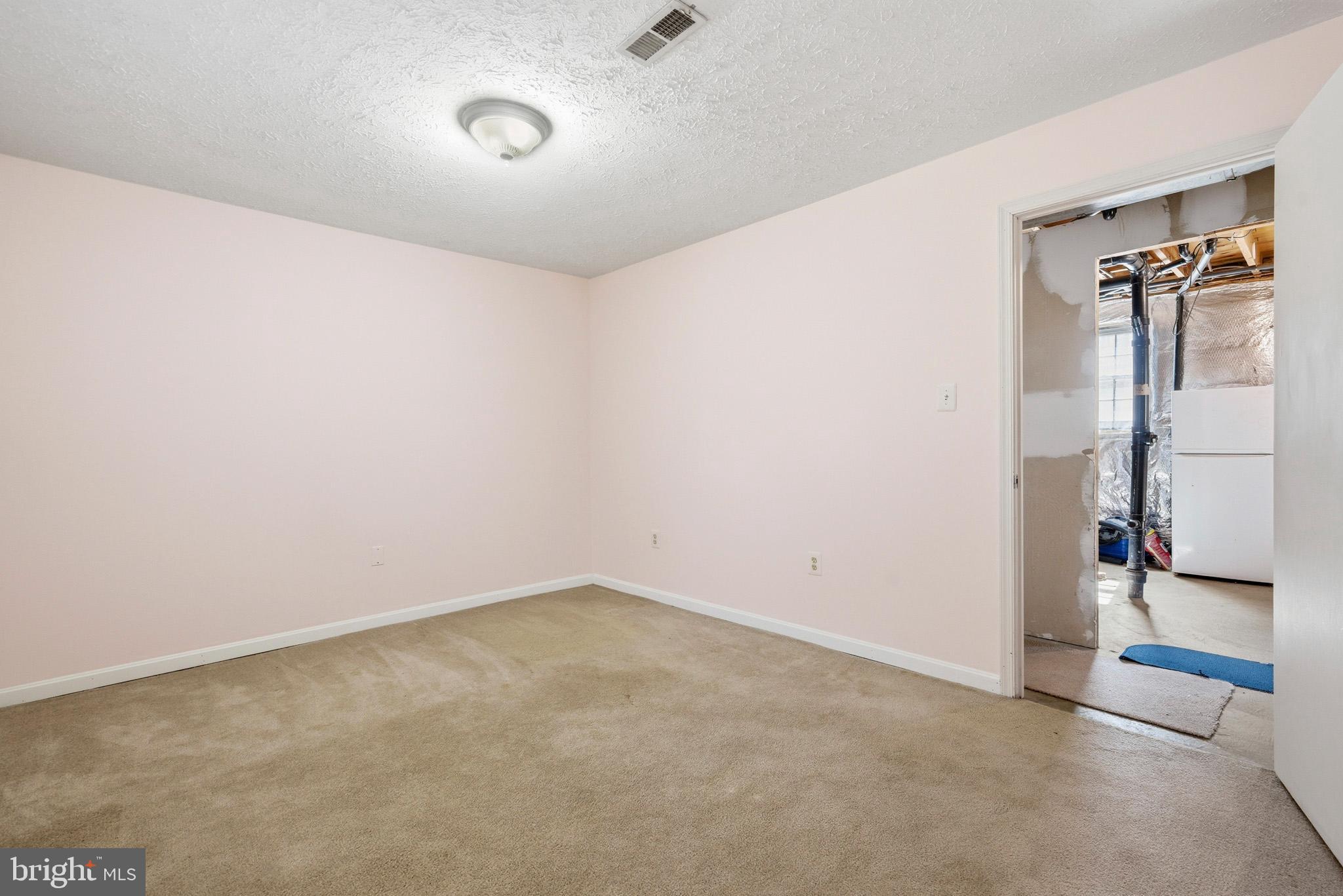 RUSTIC HILLS - Residential