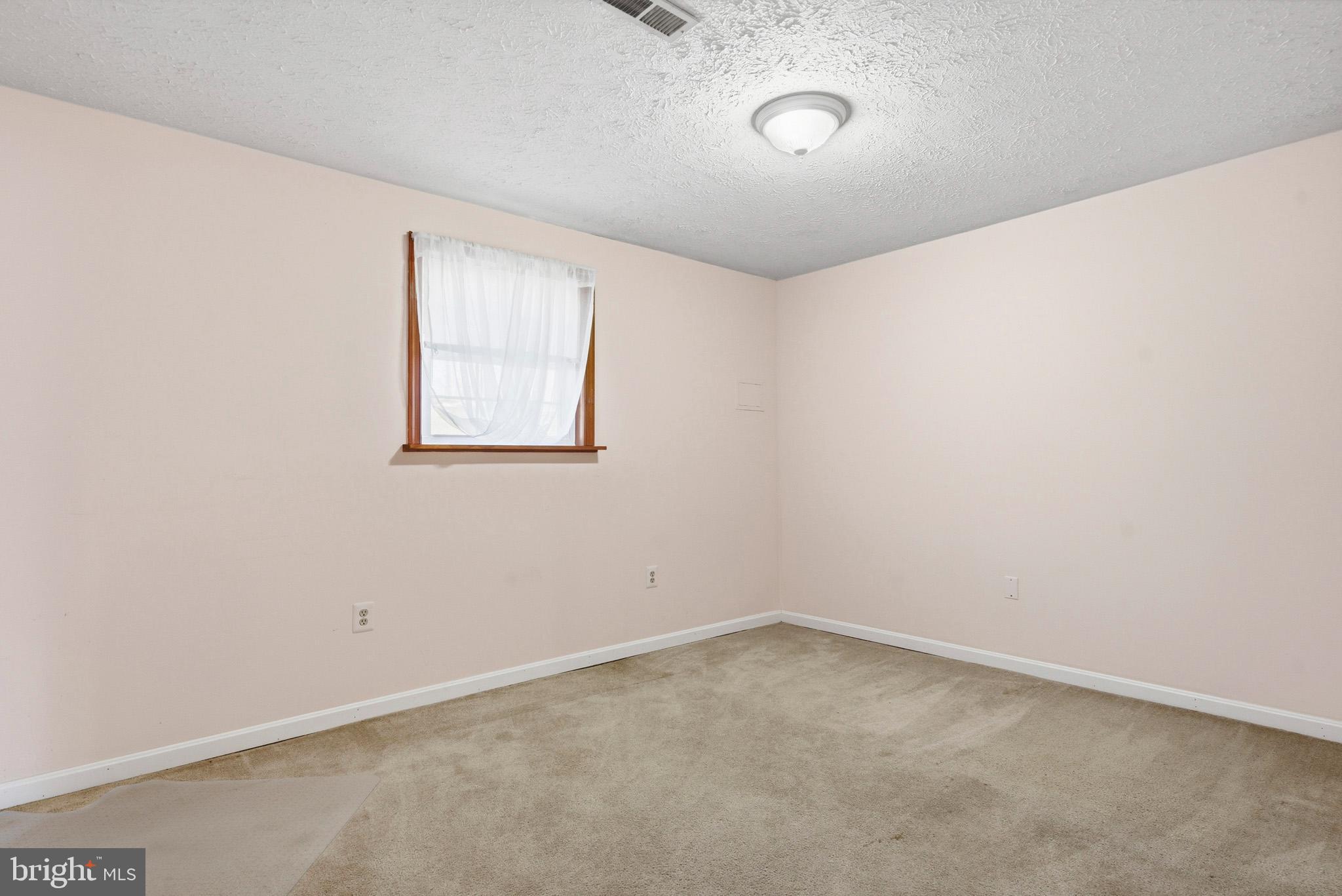 RUSTIC HILLS - Residential