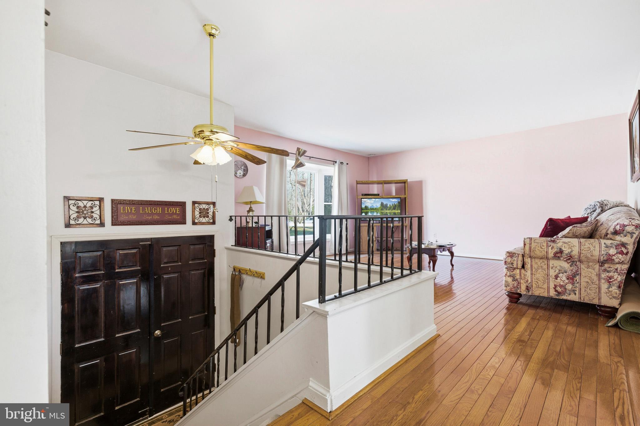 RUSTIC HILLS - Residential