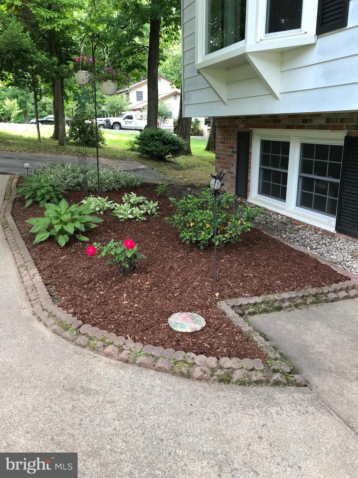 RUSTIC HILLS - Residential