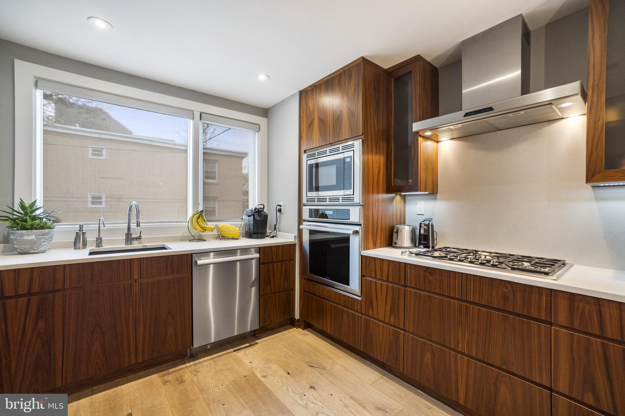 GRADUATE HOSPITAL - Residential