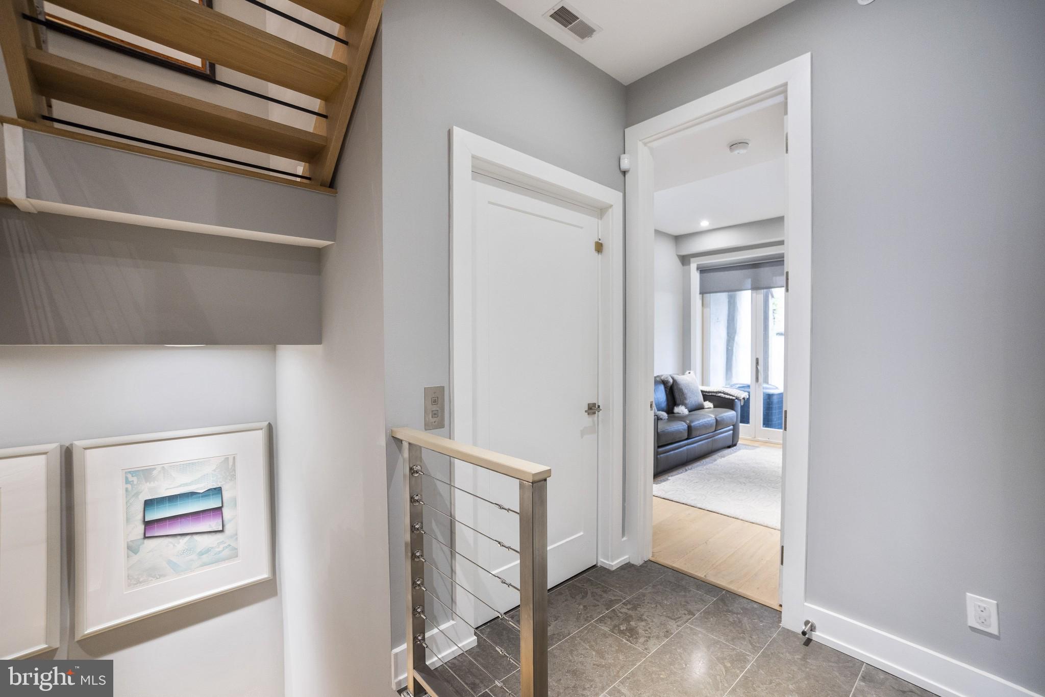 GRADUATE HOSPITAL - Residential