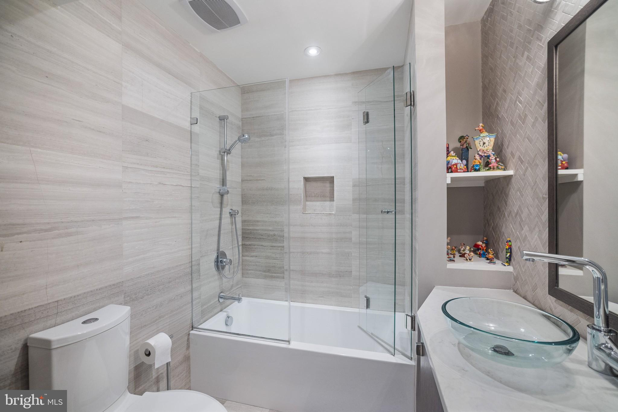 GRADUATE HOSPITAL - Residential