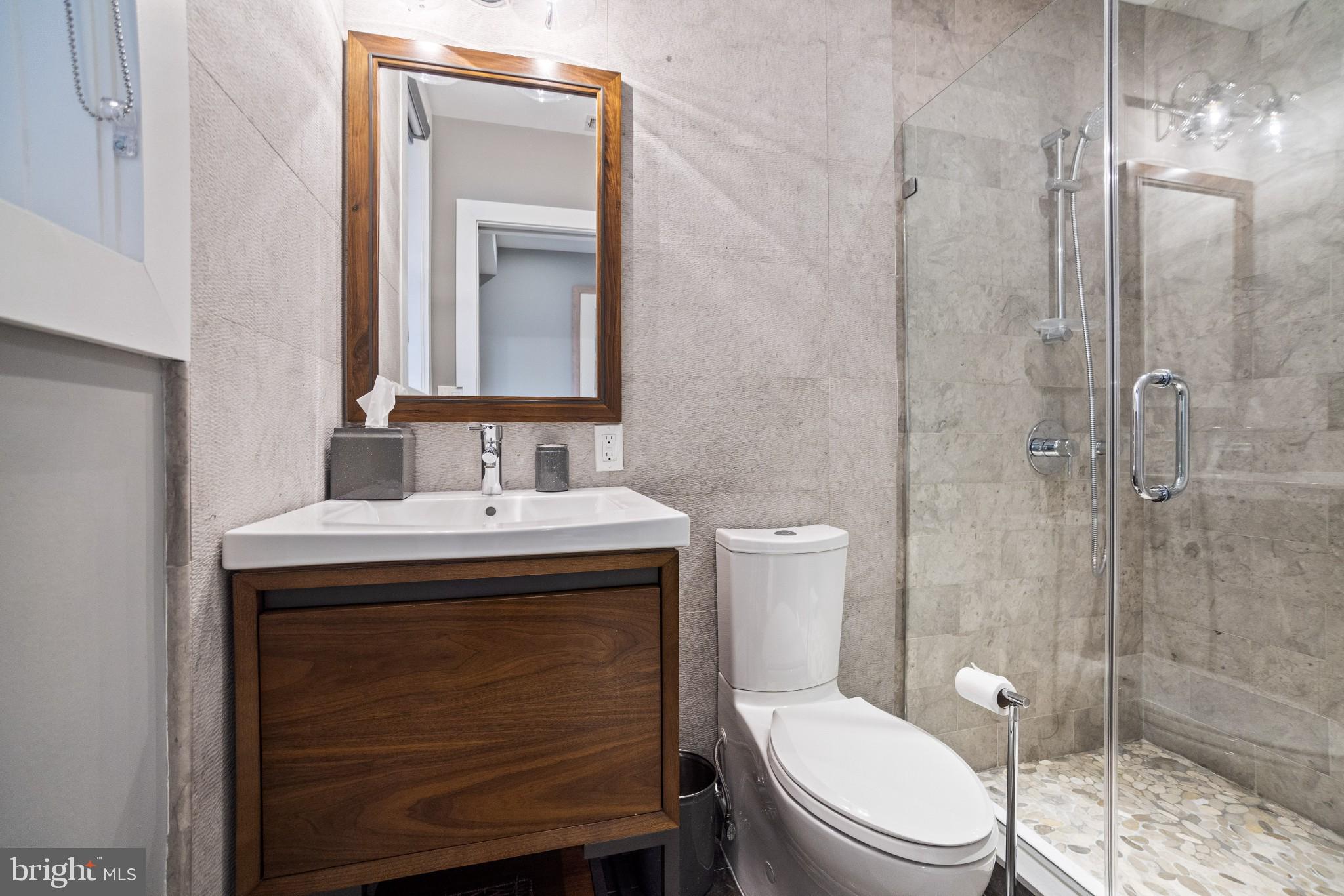 GRADUATE HOSPITAL - Residential