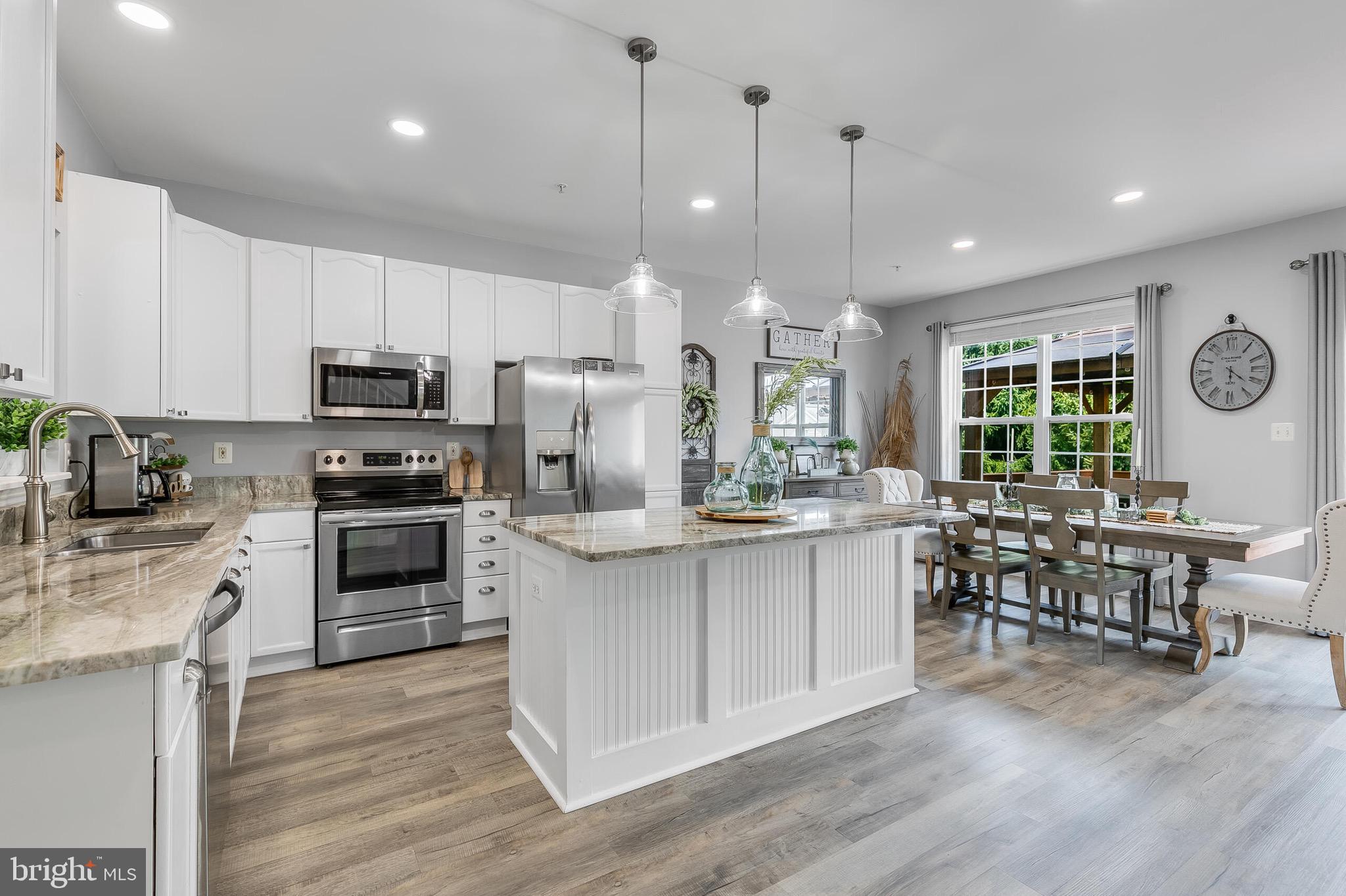 NORTH CROSSING - Residential