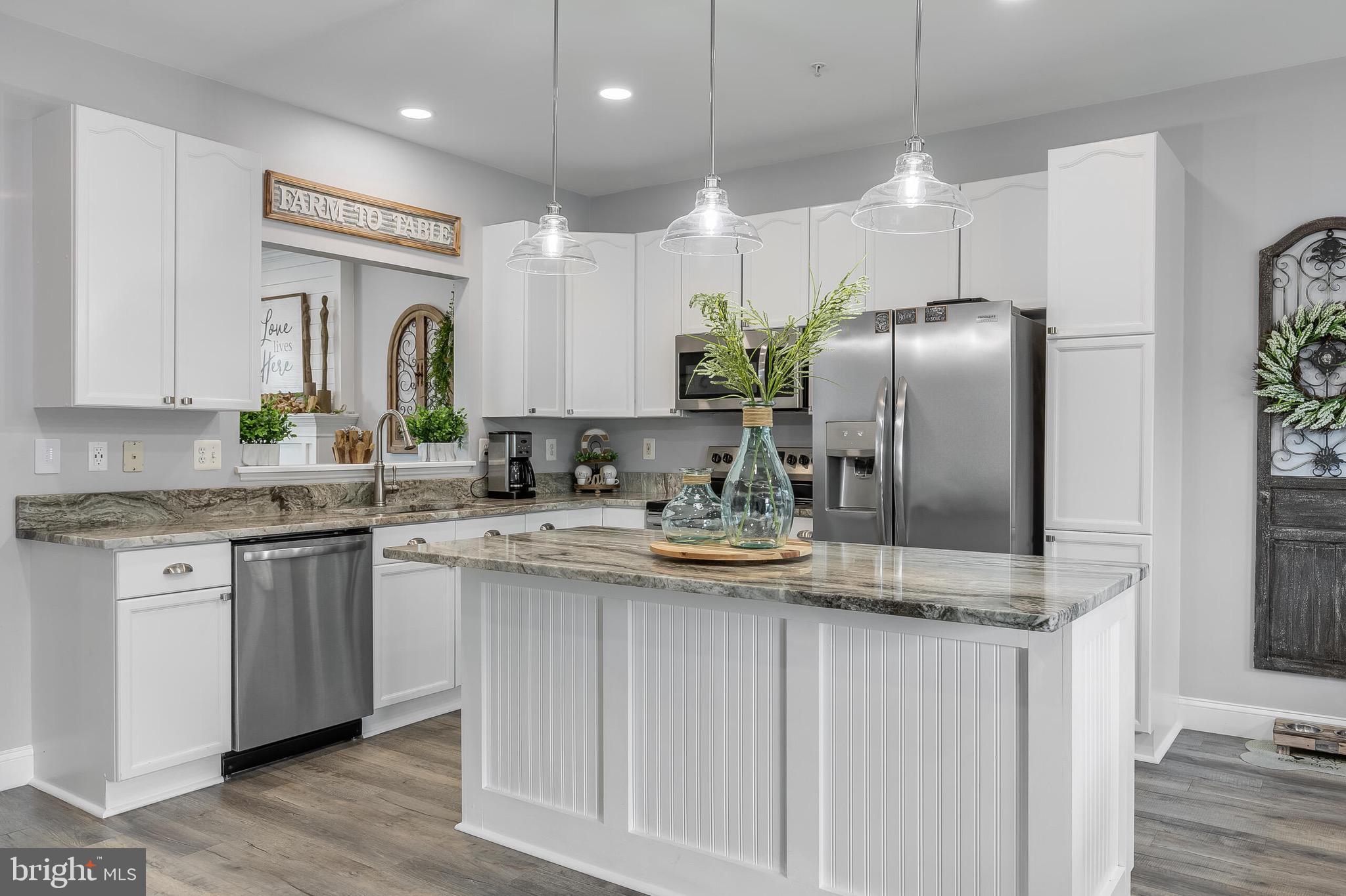 NORTH CROSSING - Residential