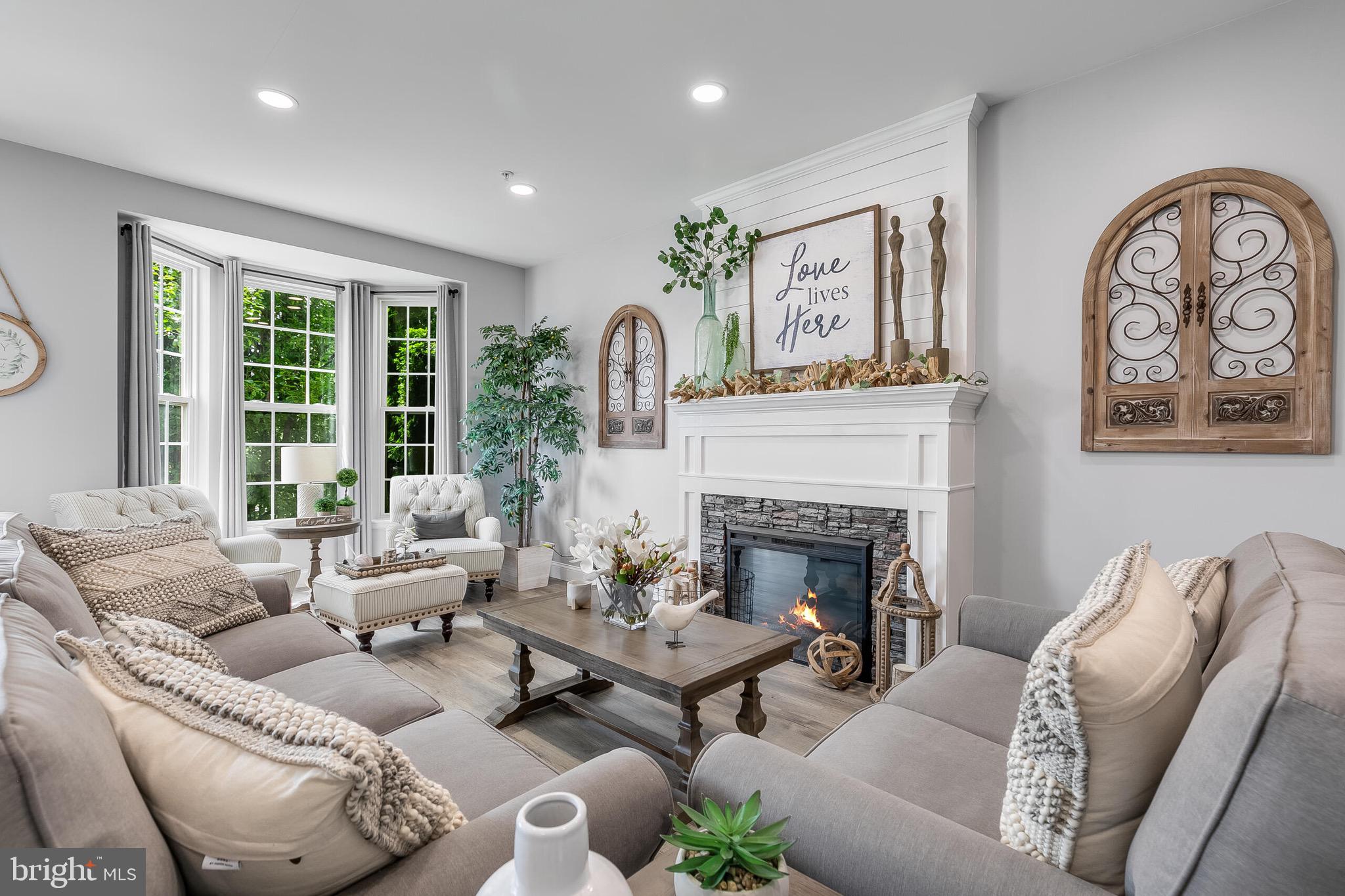 141 FIELDSTONE COURT