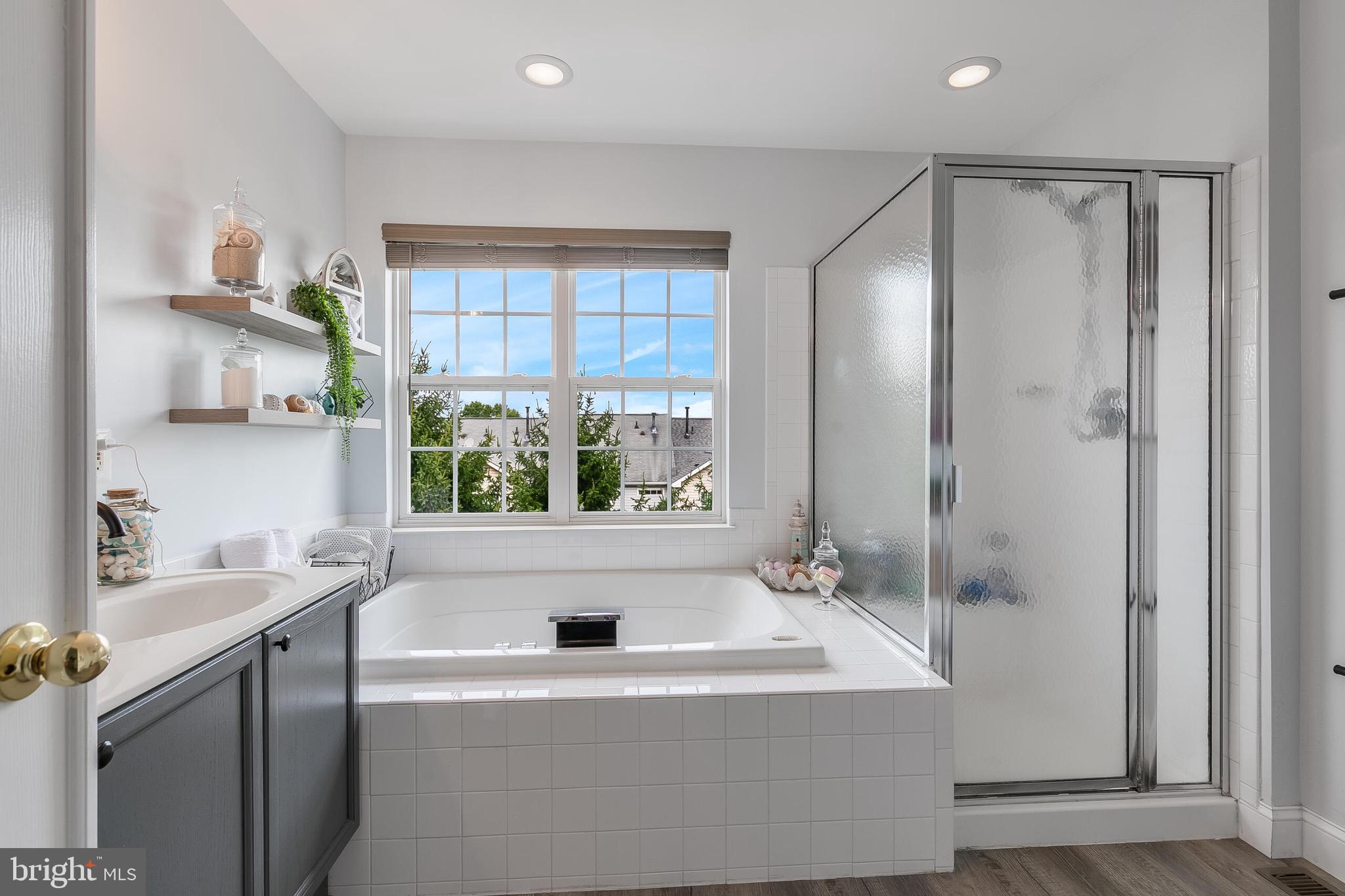 NORTH CROSSING - Residential