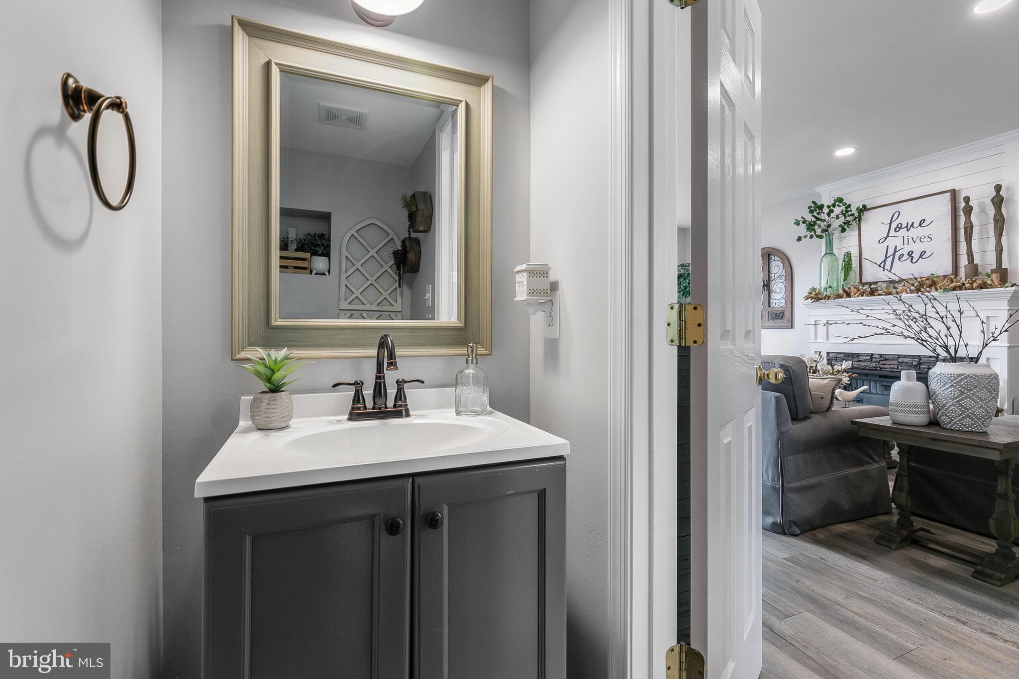 NORTH CROSSING - Residential