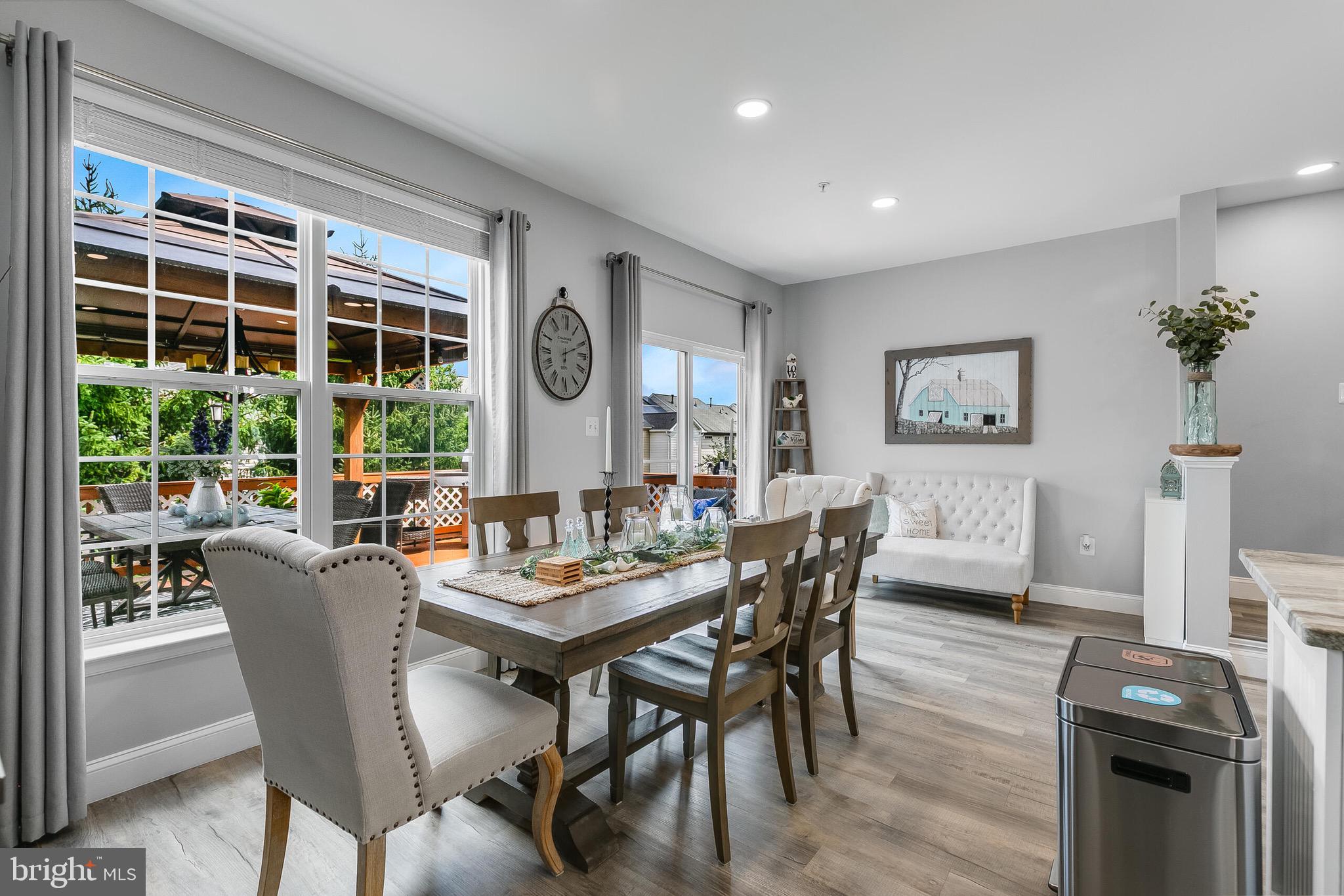 NORTH CROSSING - Residential