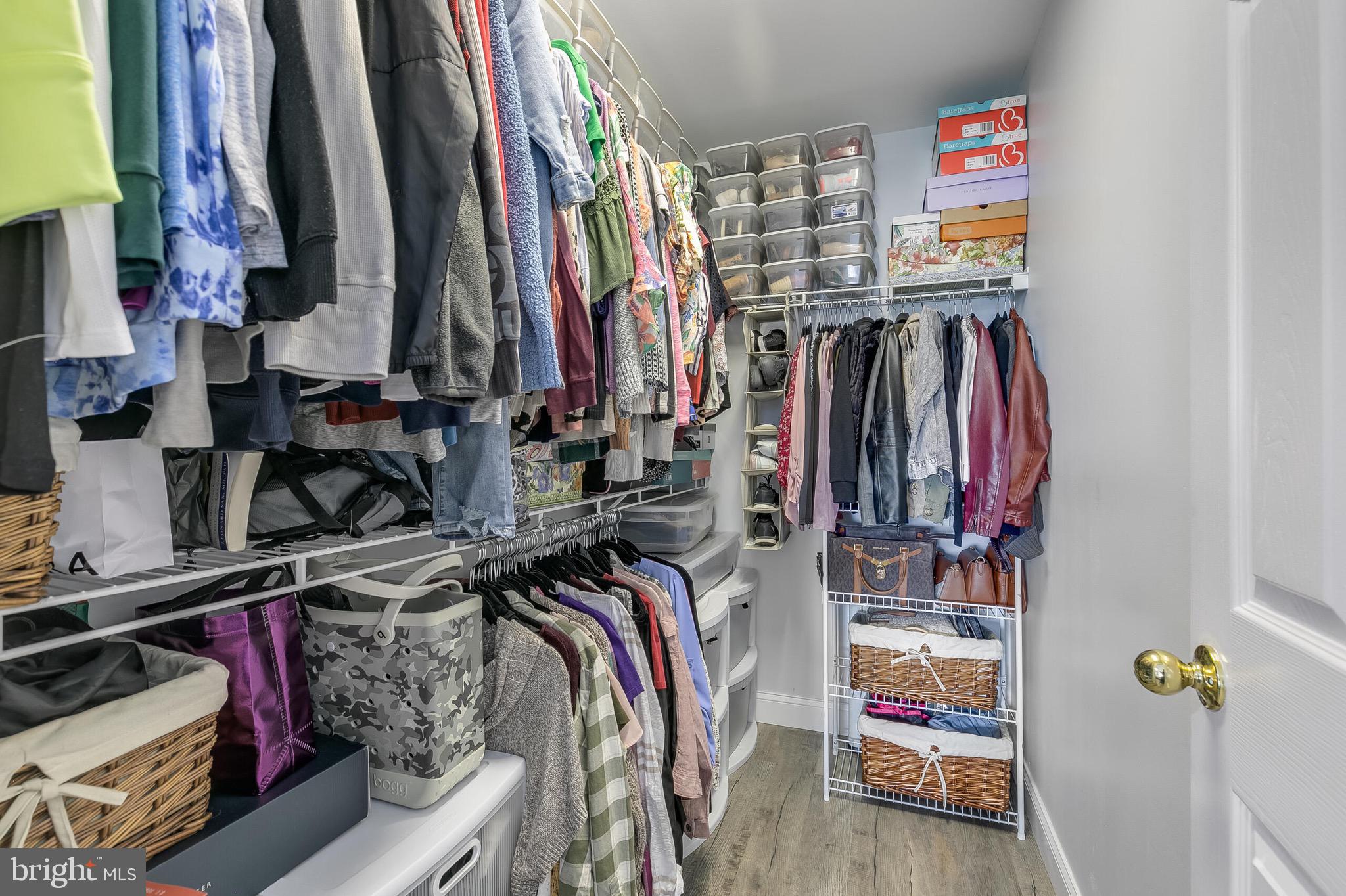 NORTH CROSSING - Residential