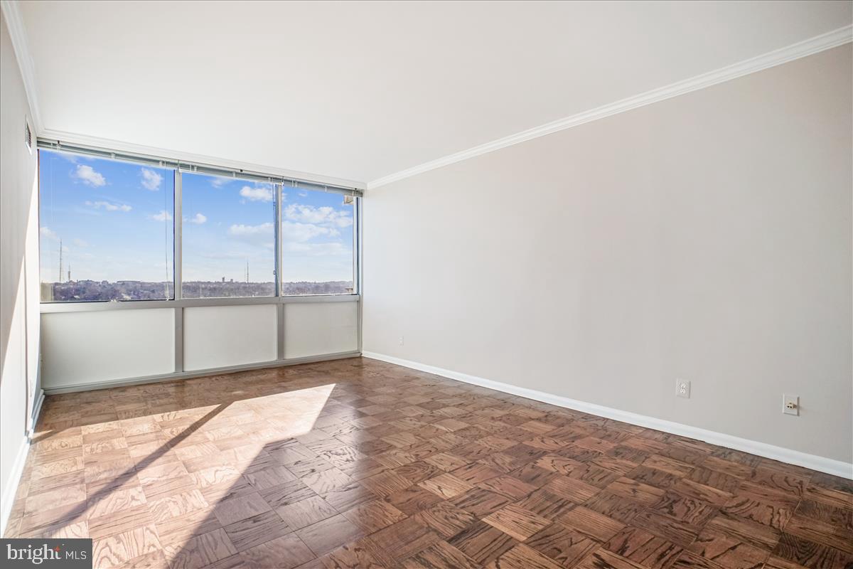 KENWOOD - Residential