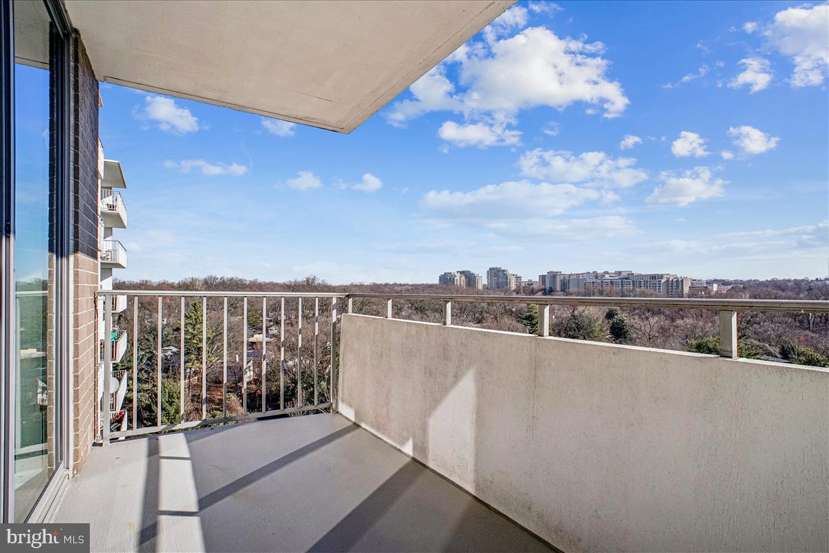 KENWOOD - Residential