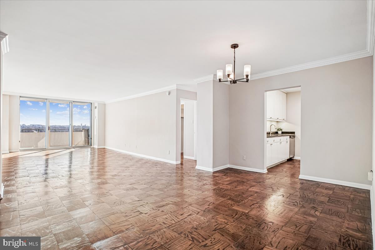 KENWOOD - Residential