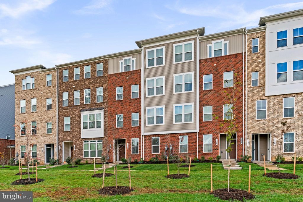 Photo of 138 Matisse Place #1003G, BOWIE, MD 20716 (MLS # MDPG2181176)