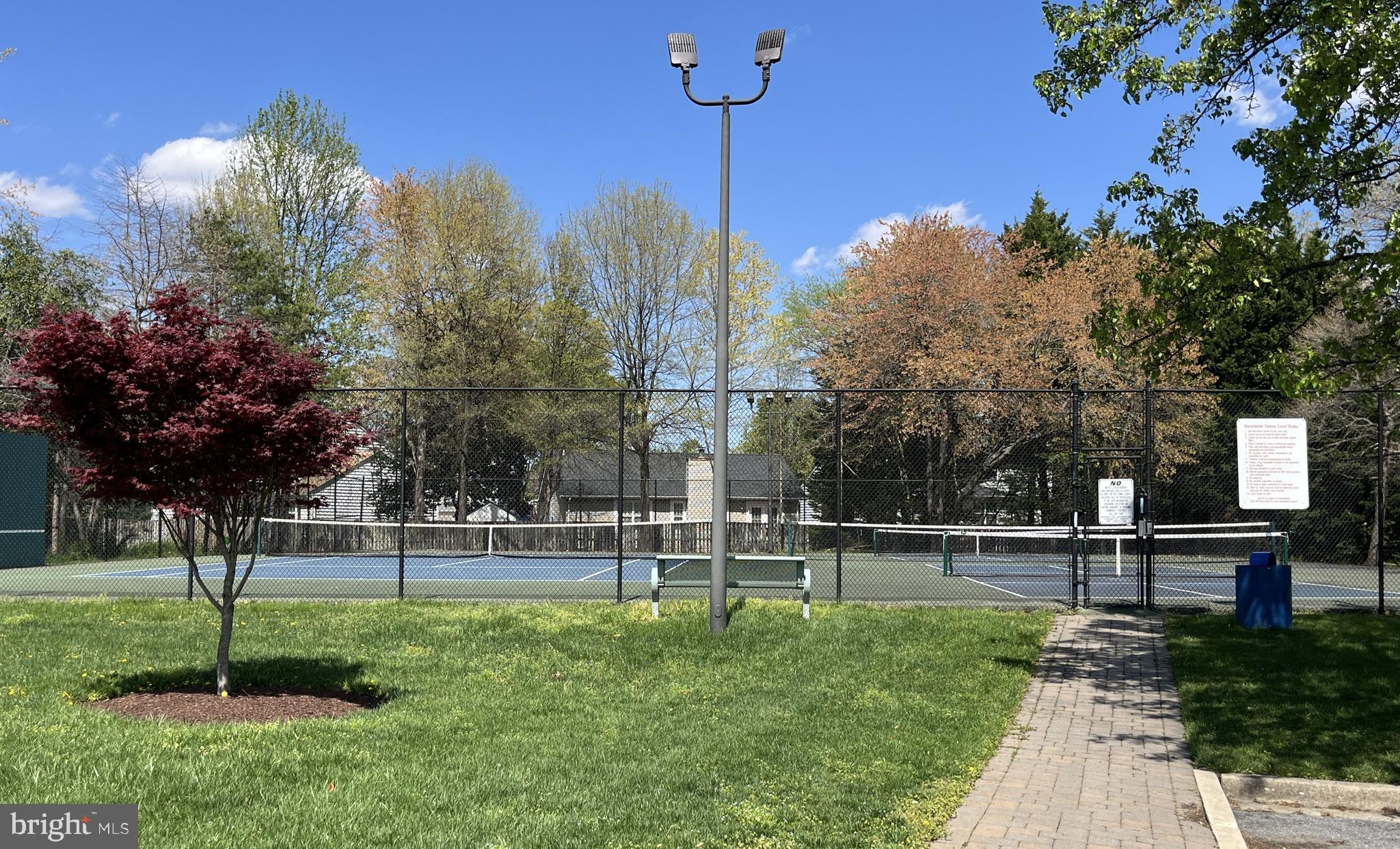 DORCHESTER - ST. CHARLES - Residential