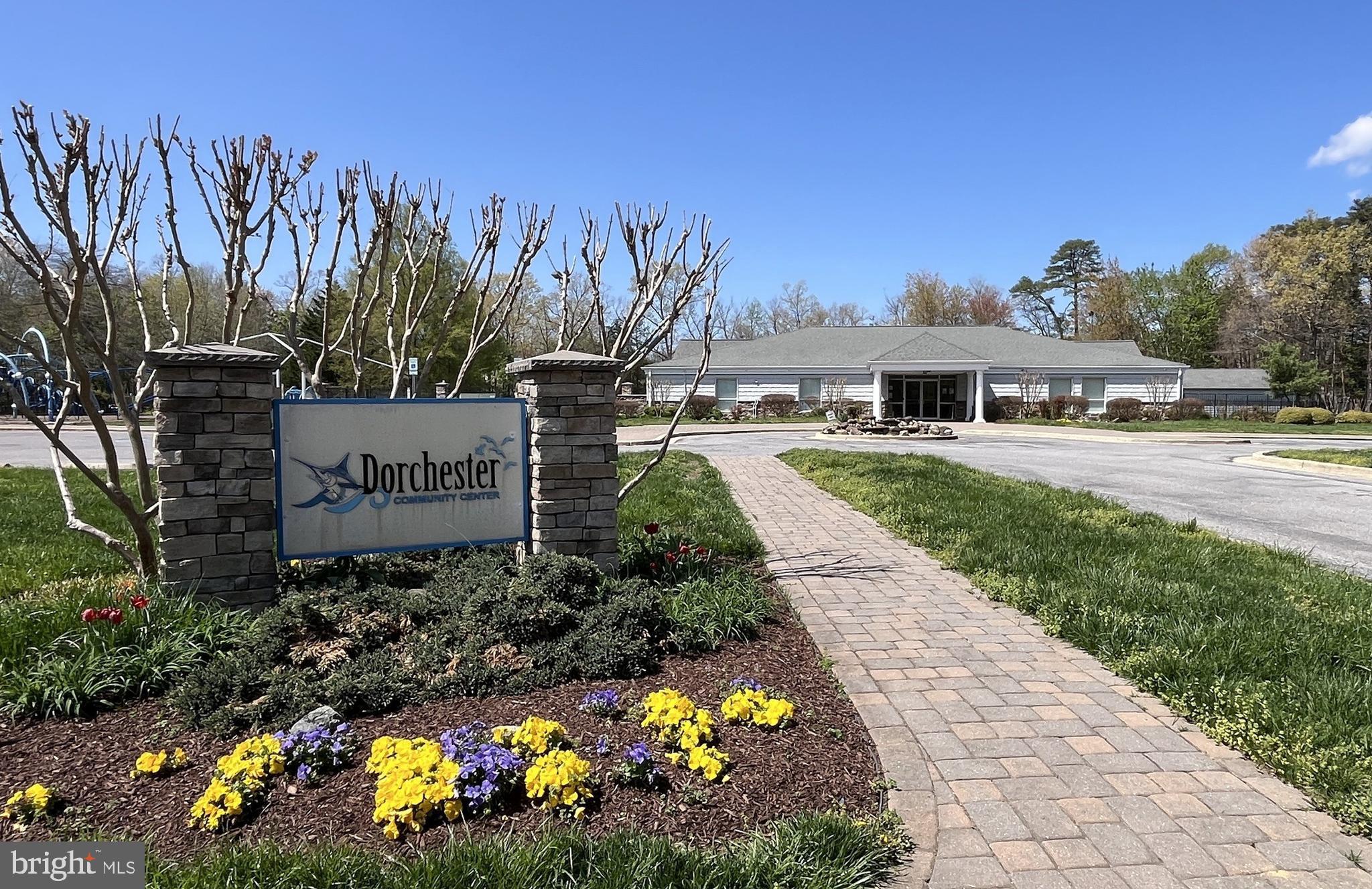 DORCHESTER - ST. CHARLES - Residential