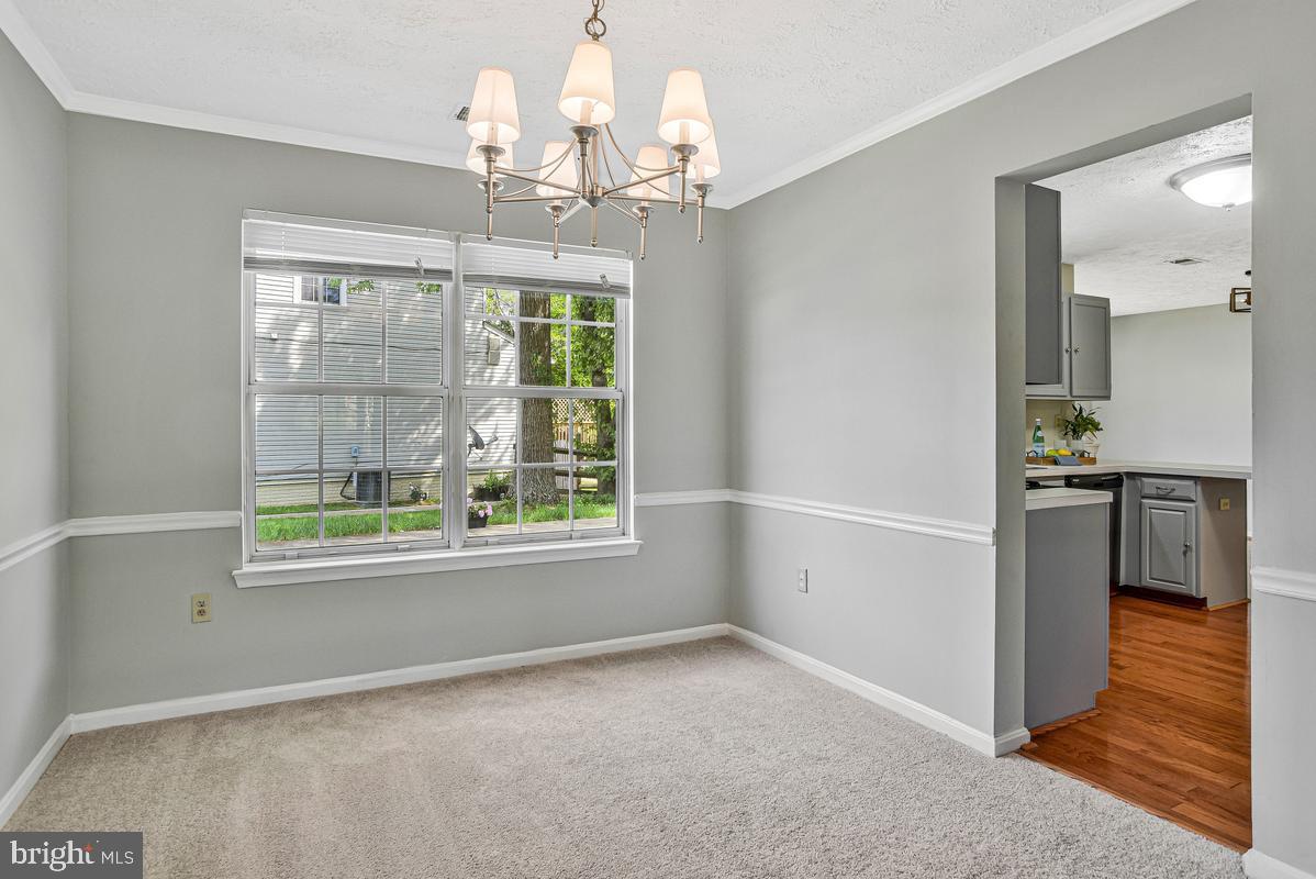 DORCHESTER - ST. CHARLES - Residential