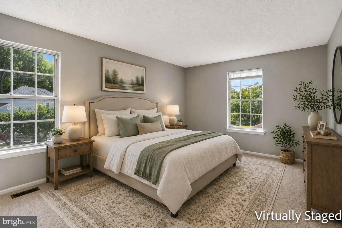 DORCHESTER - ST. CHARLES - Residential