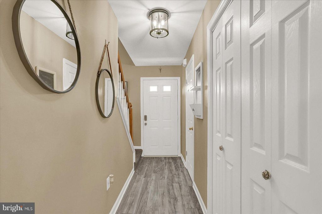 Photo of 27 GEORGETOWN CT, MOUNTVILLE, PA 17554 (MLS # PALA2034776)