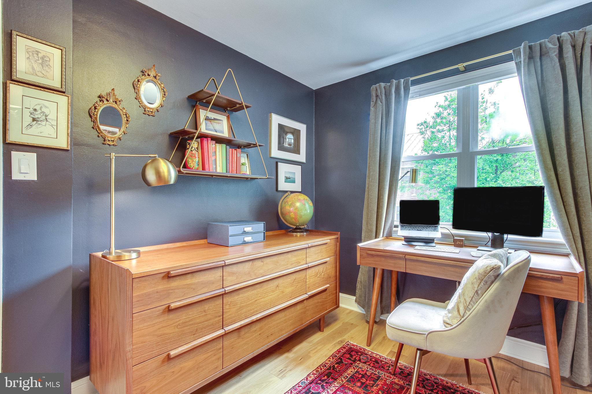 VIRGINIA VILLAGE - Residential