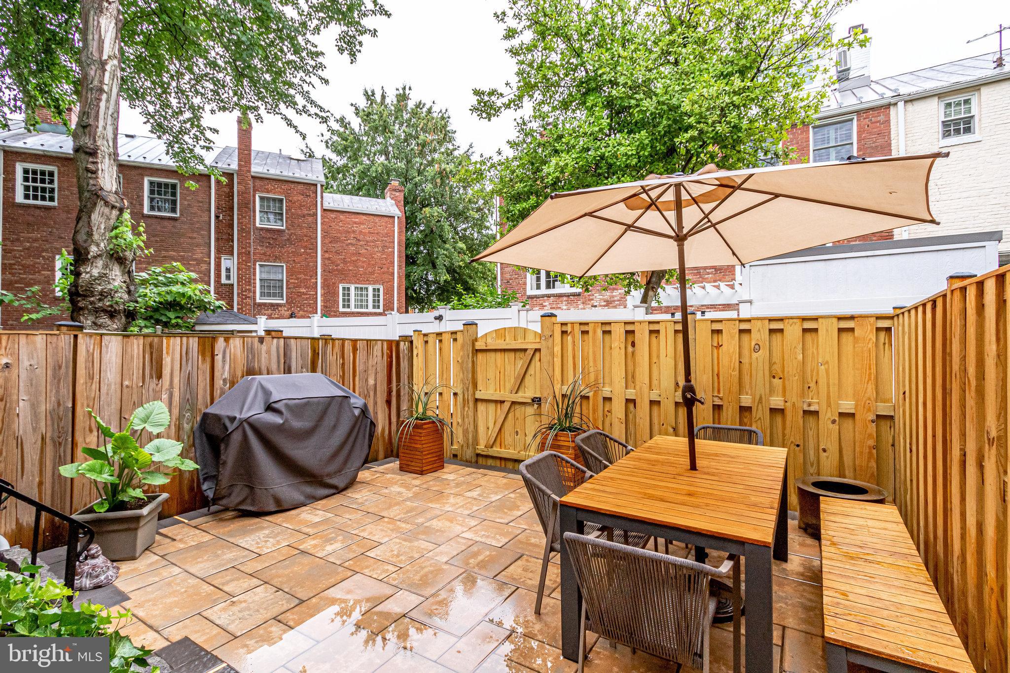 VIRGINIA VILLAGE - Residential