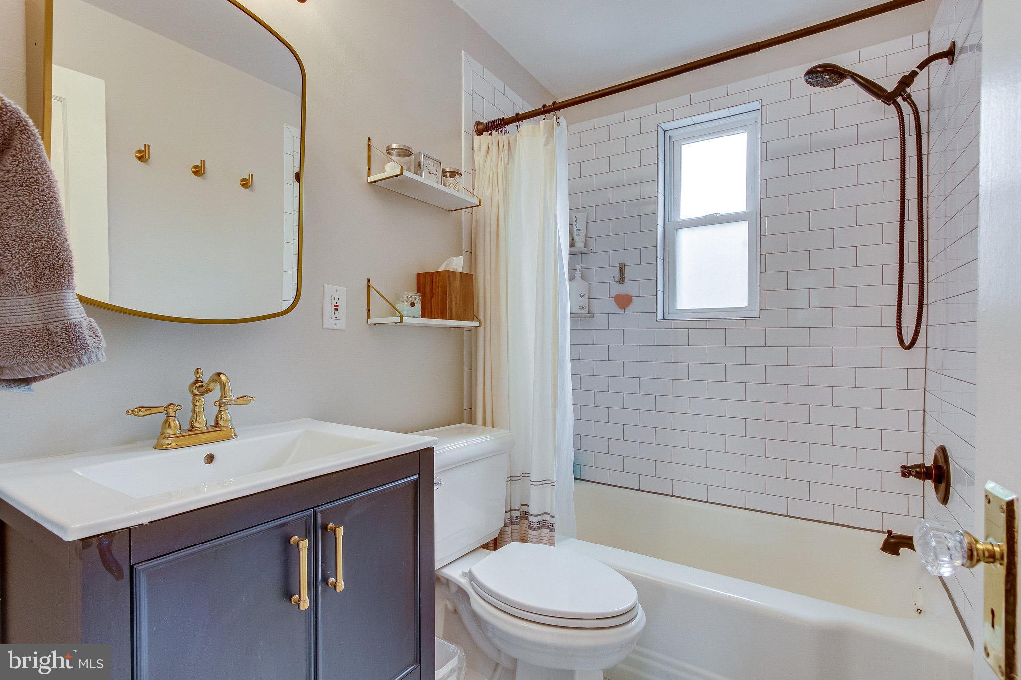 VIRGINIA VILLAGE - Residential