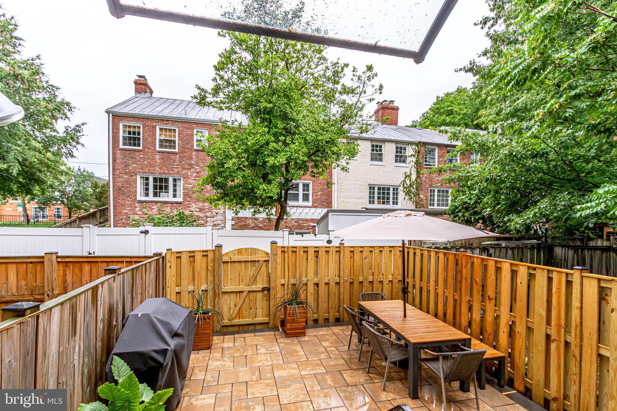 VIRGINIA VILLAGE - Residential