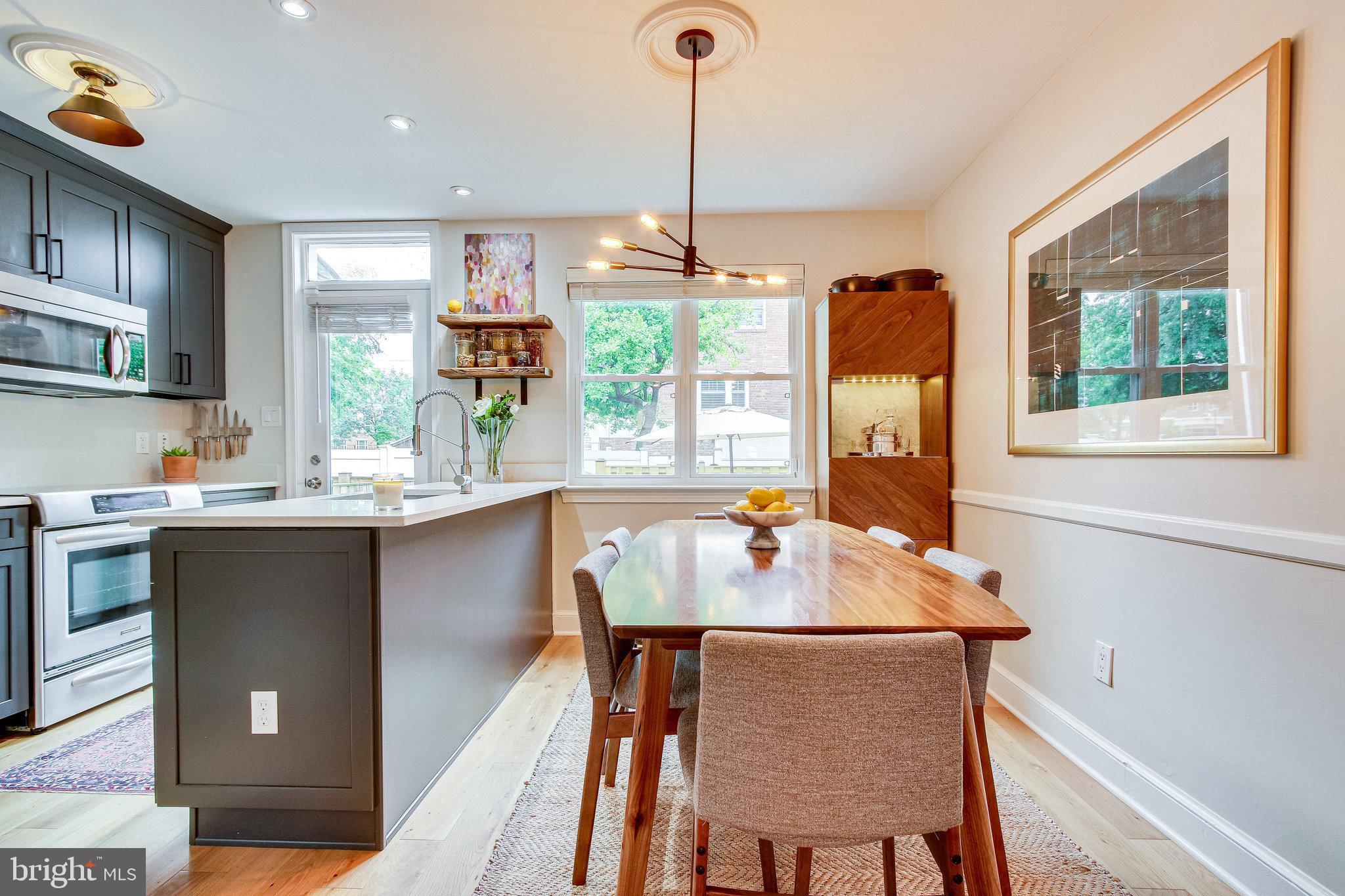 VIRGINIA VILLAGE - Residential