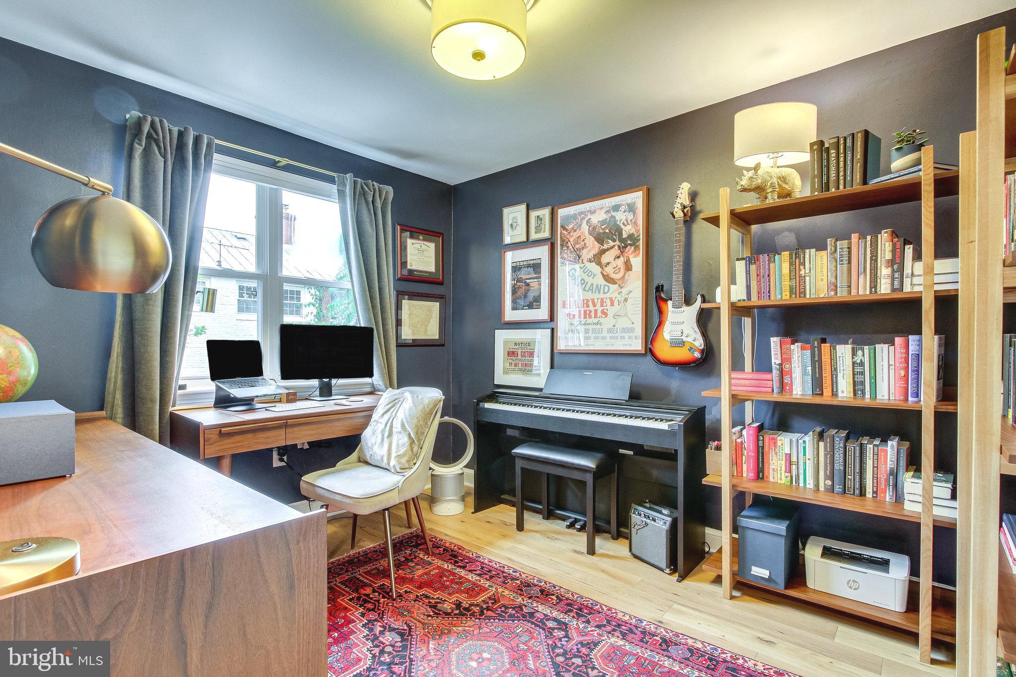 VIRGINIA VILLAGE - Residential