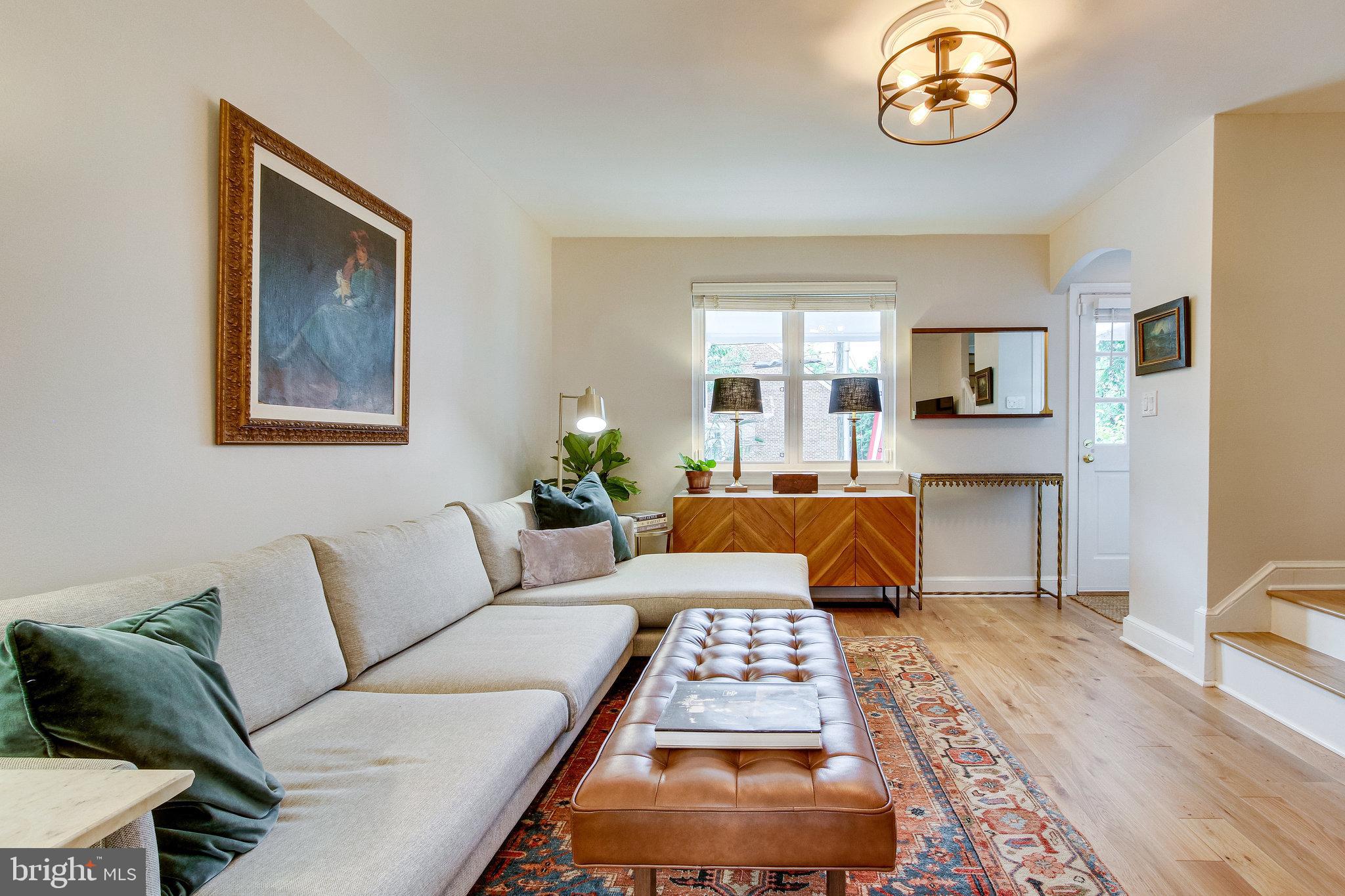 VIRGINIA VILLAGE - Residential