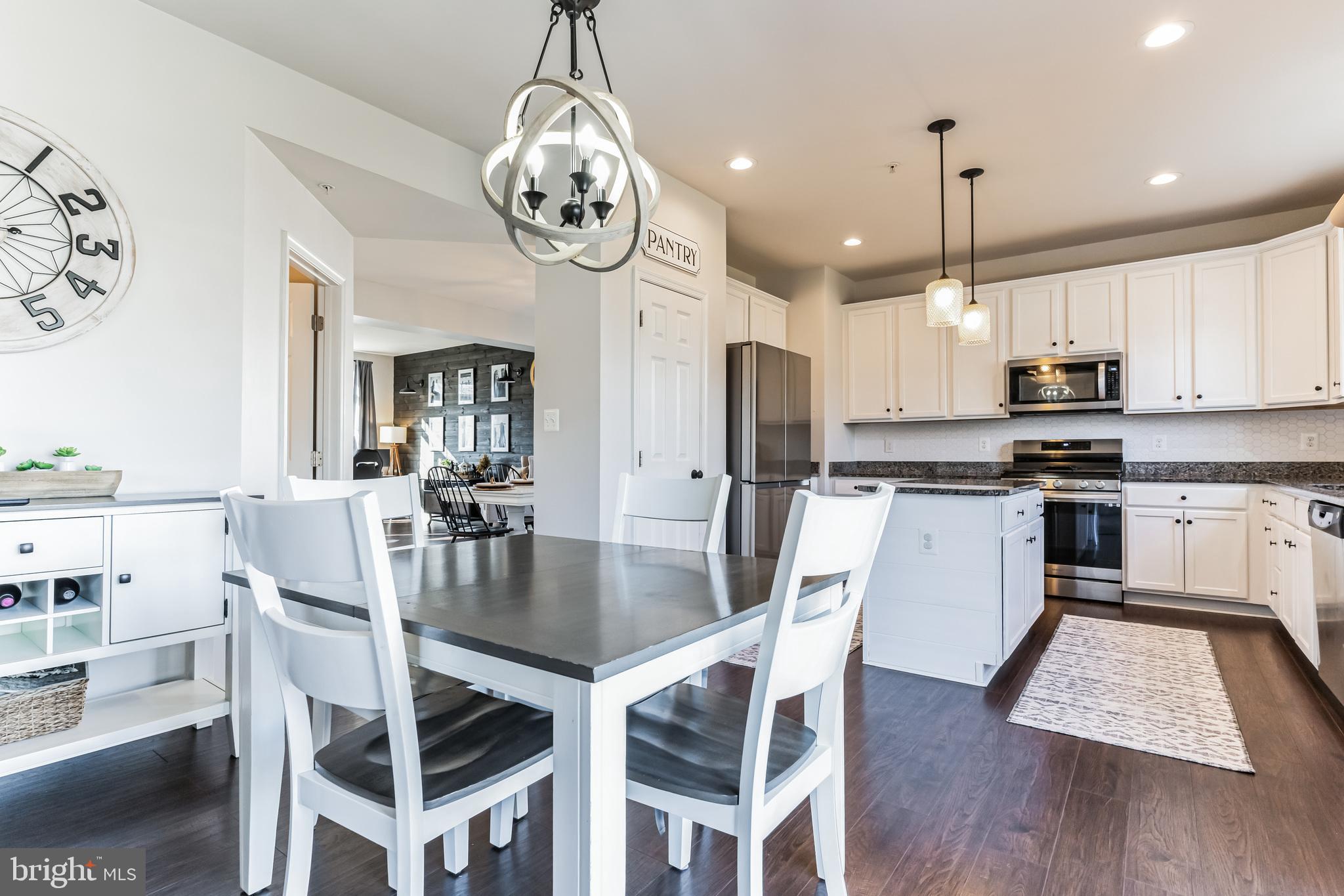 MYRTLE POINT - Residential