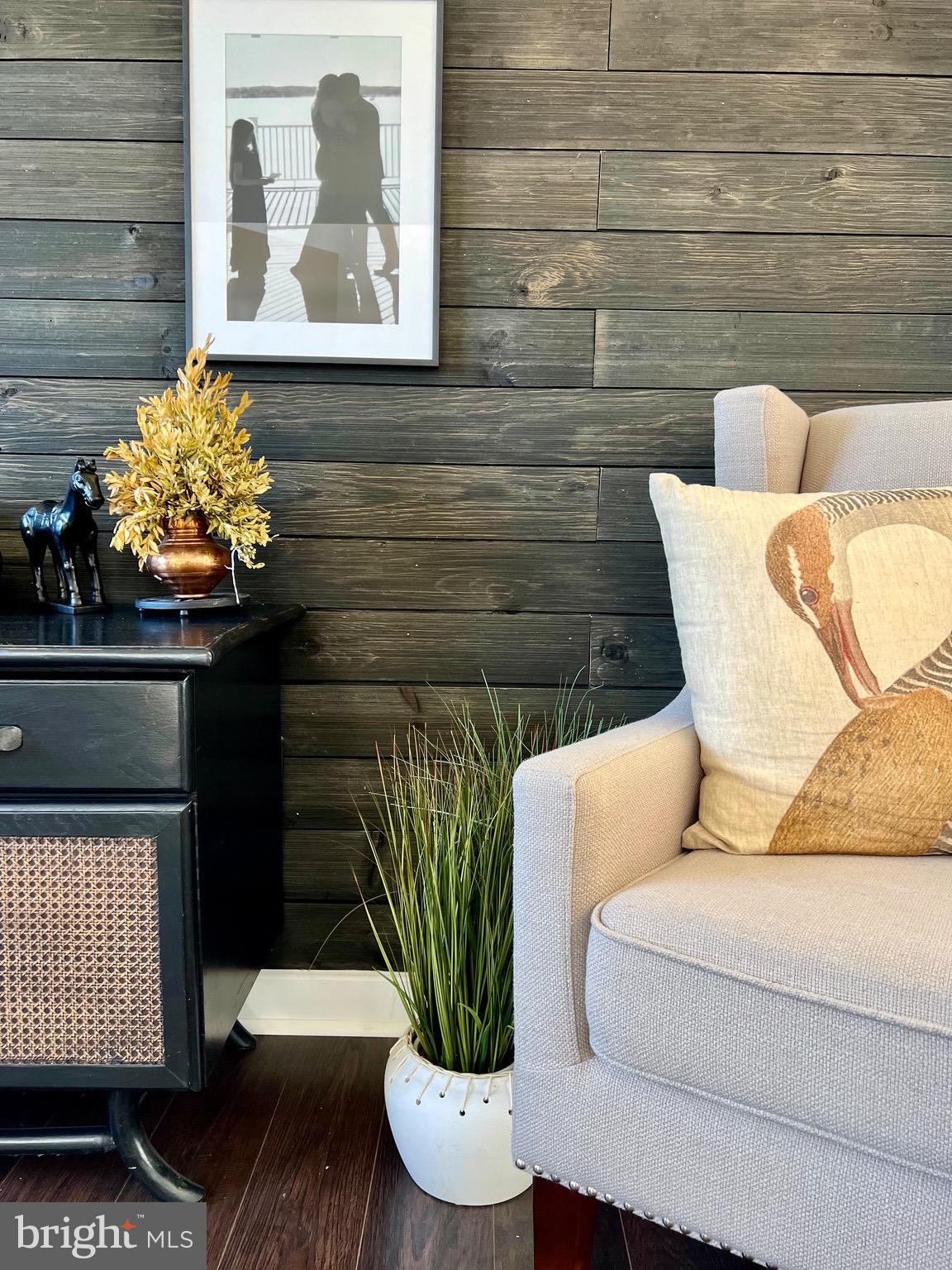 MYRTLE POINT - Residential