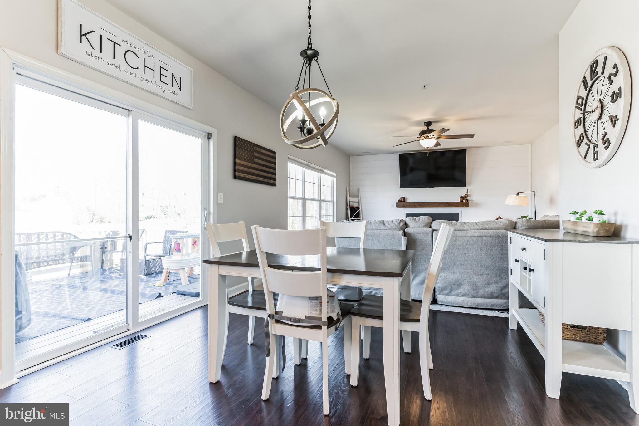 MYRTLE POINT - Residential