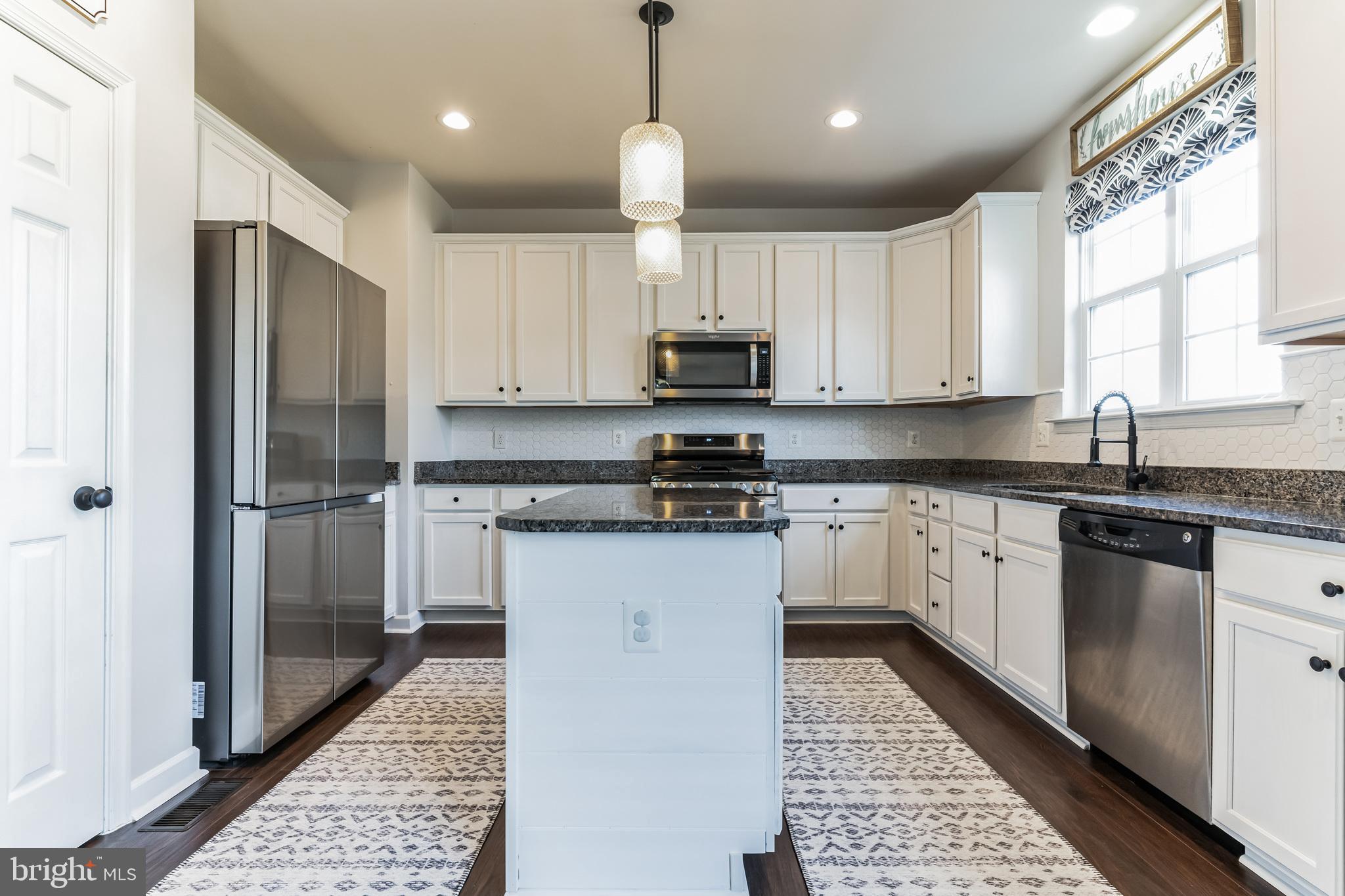 MYRTLE POINT - Residential